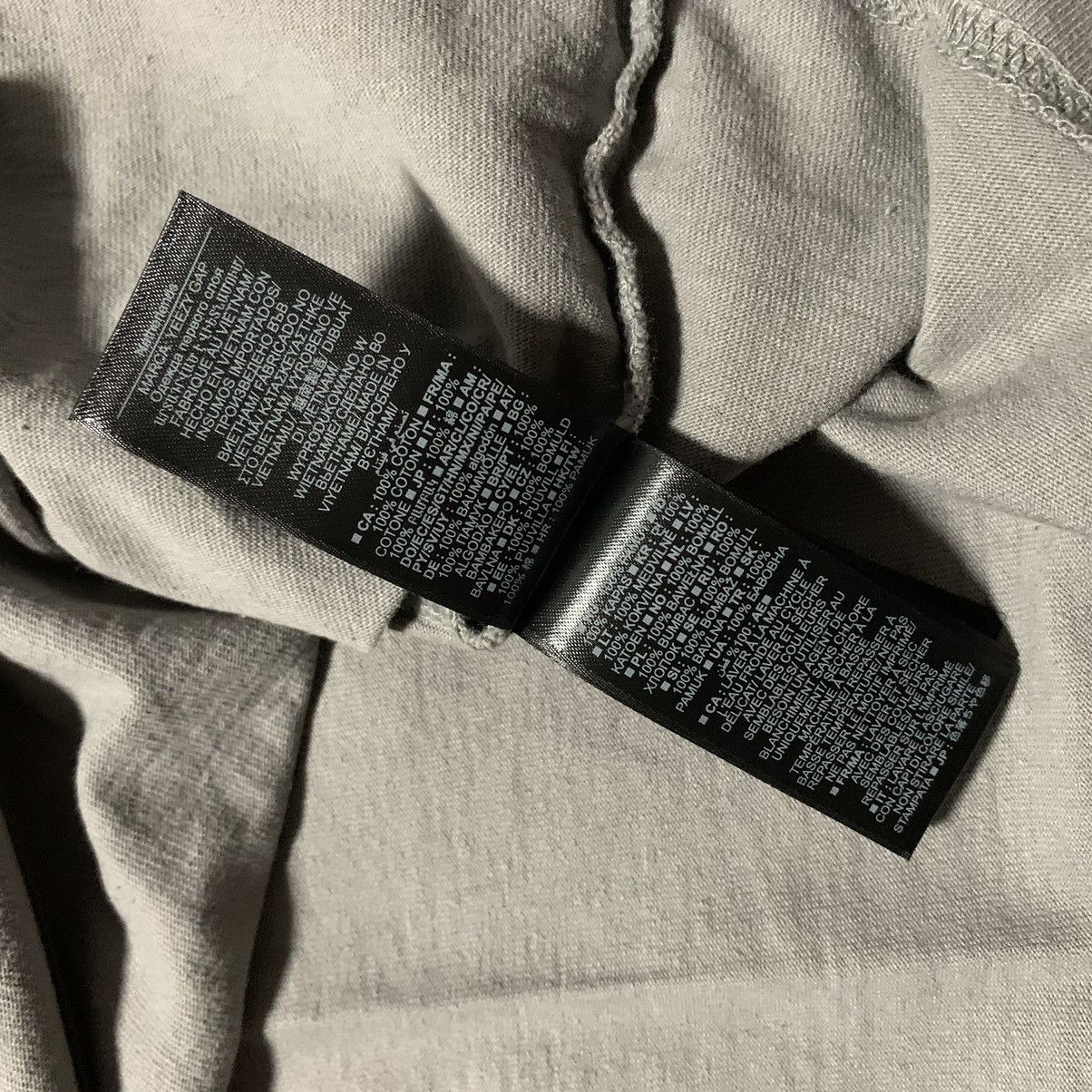 Balenciaga × Gap × Kanye West Yeezy GAP engineered by Balenciaga Tee Size US XL / EU 56 / 4 - 17 Thumbnail
