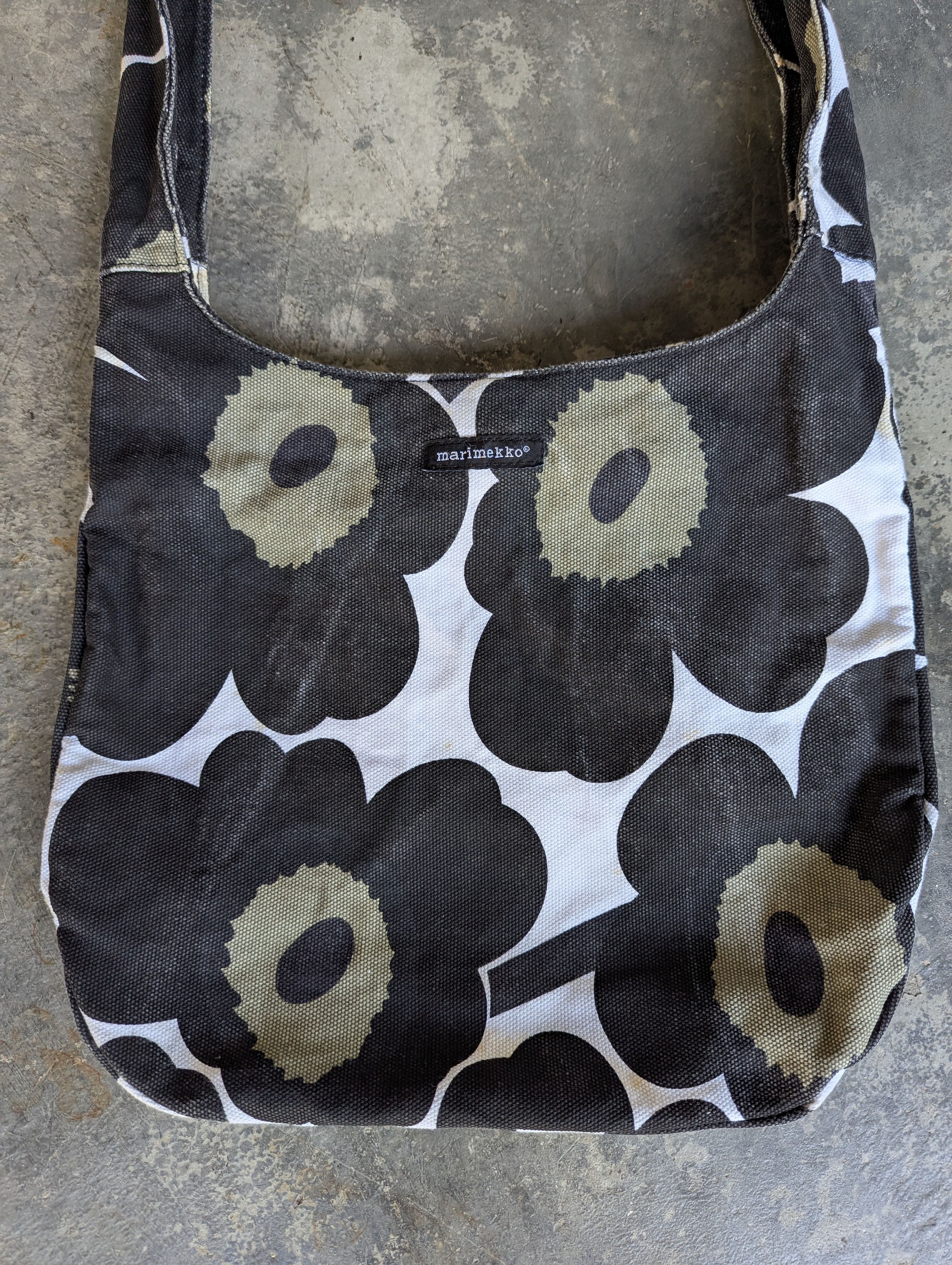 Marimekko 🔥FREE SHIPPING🔥Marimekko Unikko Shoulder Bag Size ONE SIZE - 2 Thumbnail