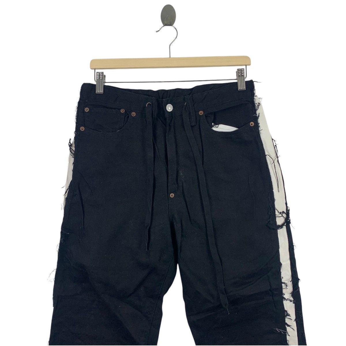 Japanese Brand RNA SLANG White stripe design denim pants Size US 30 / EU 46 - 2 Thumbnail