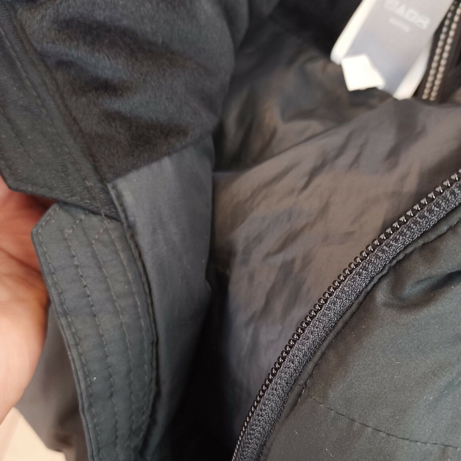 Champion ⭐Champion Womens Black Puffer Vest Size S Full Zip Two Pocke Size S / US 4 / IT 40 - 8 Thumbnail
