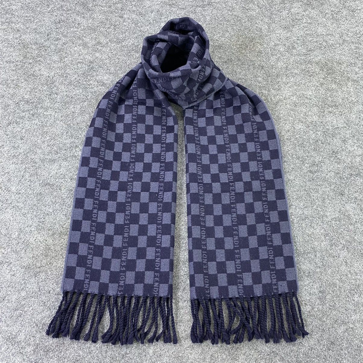 Fendi Fendi Muffler / Scarf / Neckwear - T1293 Size ONE SIZE - 1 Thumbnail