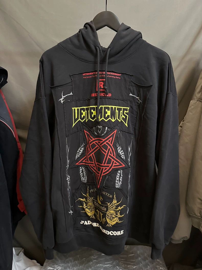 Vetements Patchwork Graphic Hoodie-yf