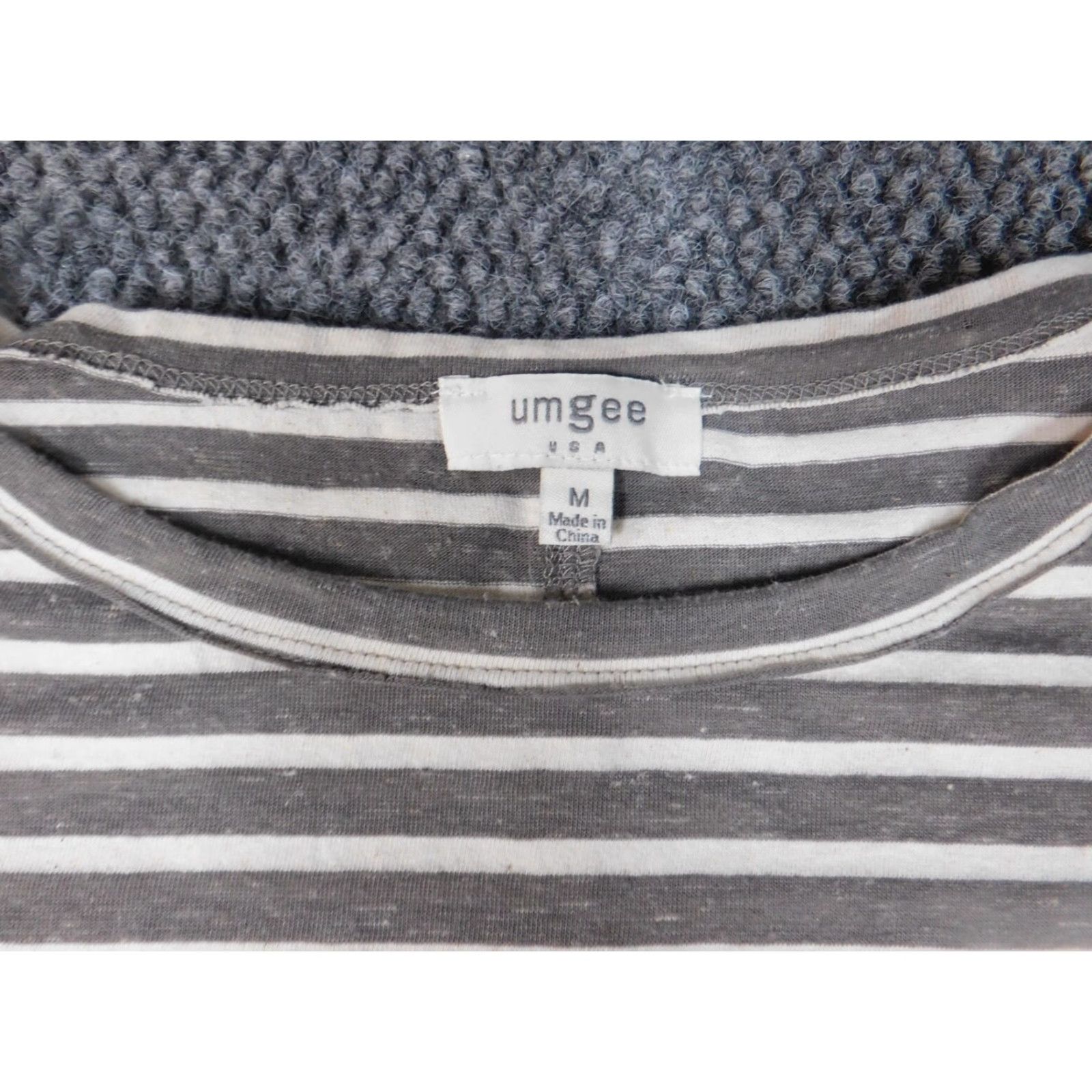 Vintage Umgee Womens Shirt Medium Gray pullover stretch striped top casual Size M / US 6-8 / IT 42-44 - 7 Thumbnail