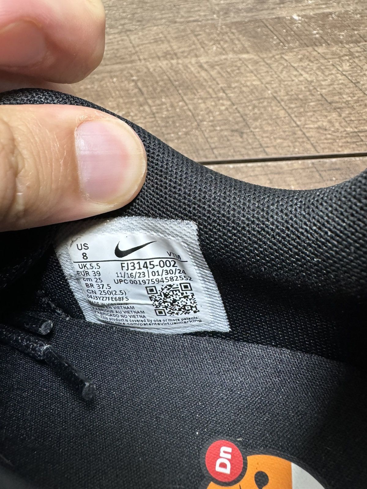 Nike Women’s Size 8 - Nike Air Max Dn Black-White-Cool Grey Size US 8 / IT 38 - 7 Thumbnail