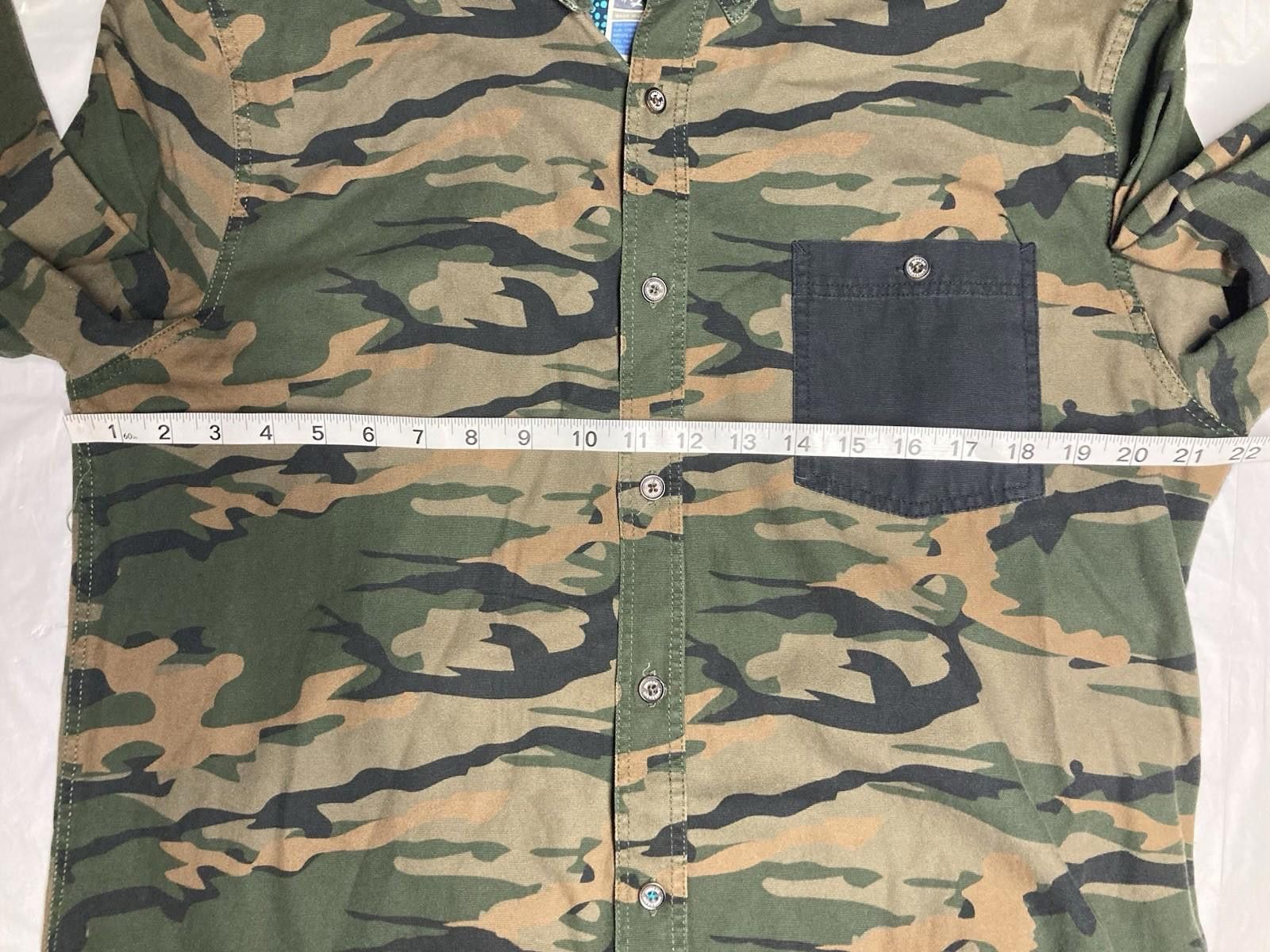 Modern Amusement Men’s Large Vintage Army Camo Button Up Shirt Long Sleeve Size US L / EU 52-54 / 3 - 2 Thumbnail