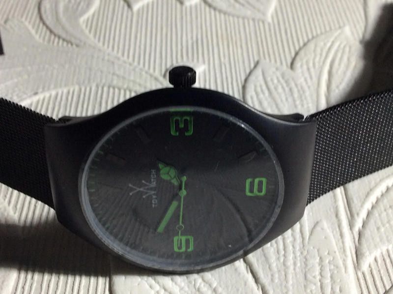 Designer ToyWatch black dial mesh black bracelet watch Size ONE SIZE - 8 Thumbnail