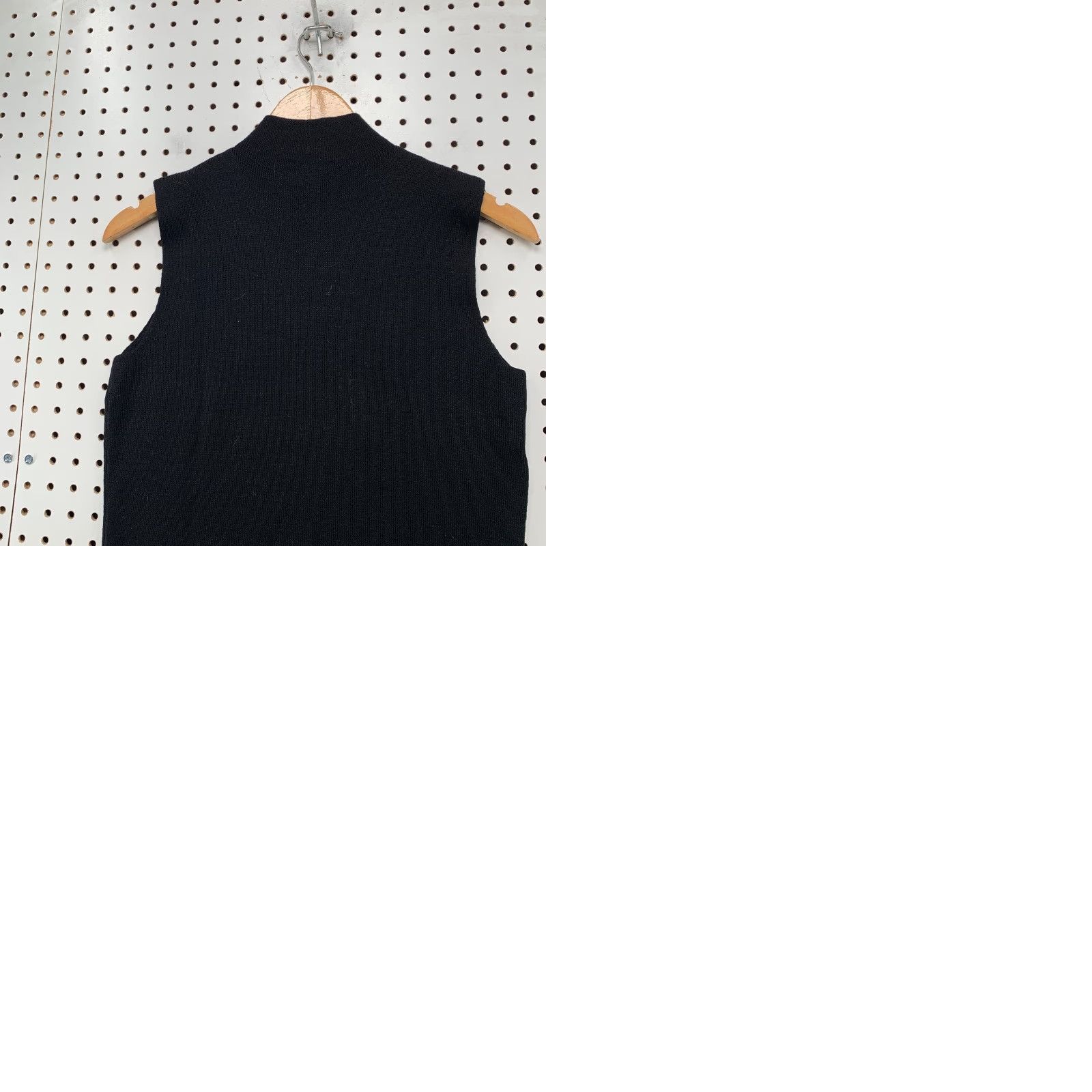 Ann Taylor Ann Taylor Italian Merino Wool Top Womens Medium Sleeveless Black Embellished Mock Neck Tank"} Size M / US 6-8 / IT 42-44 - 9 Thumbnail