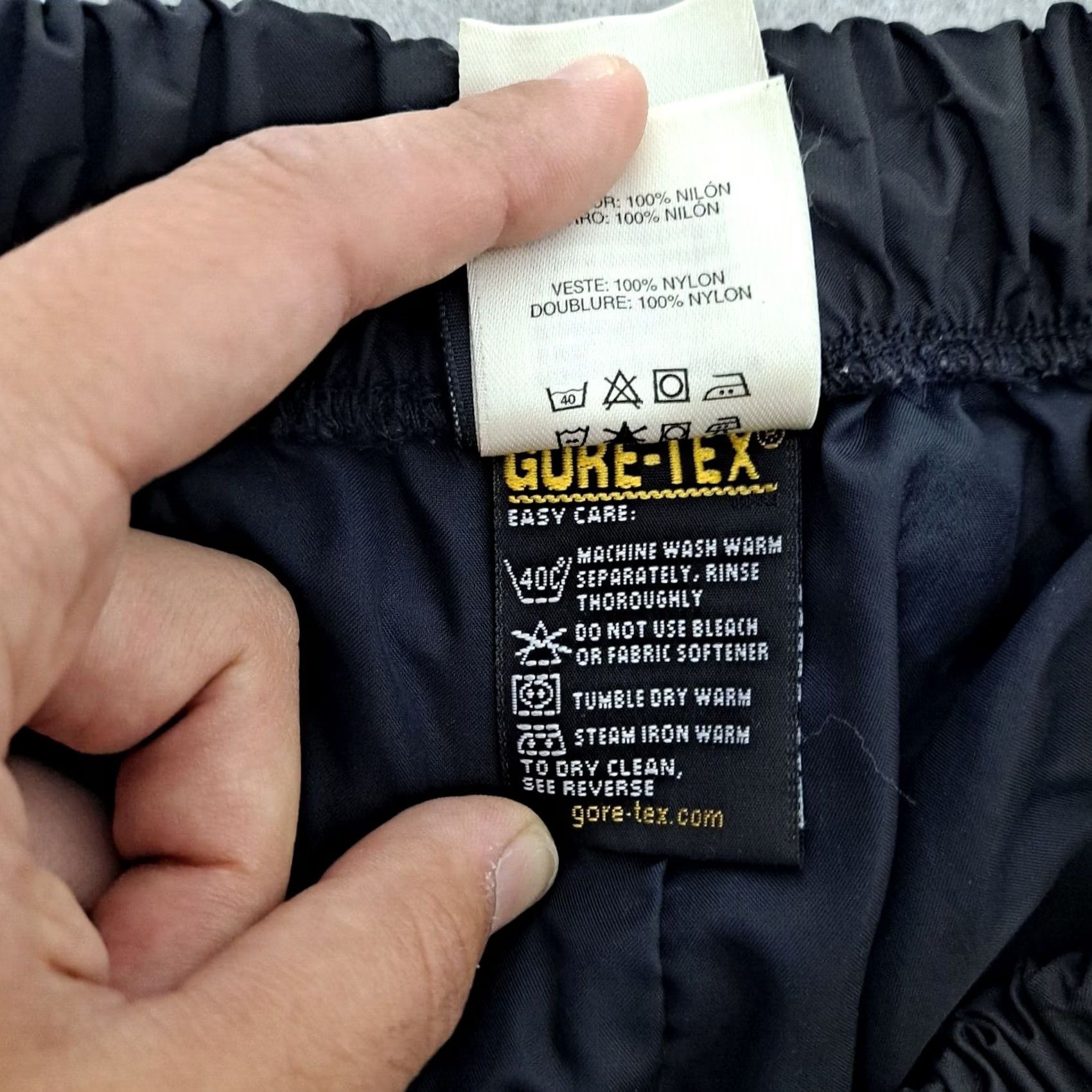 Vintage VINTAGE REI Pants Women 8 Black Gore-Tex Pull On Lightweight Outdoors Hike Camp Size 30" / US 8 / IT 44 - 4 Thumbnail