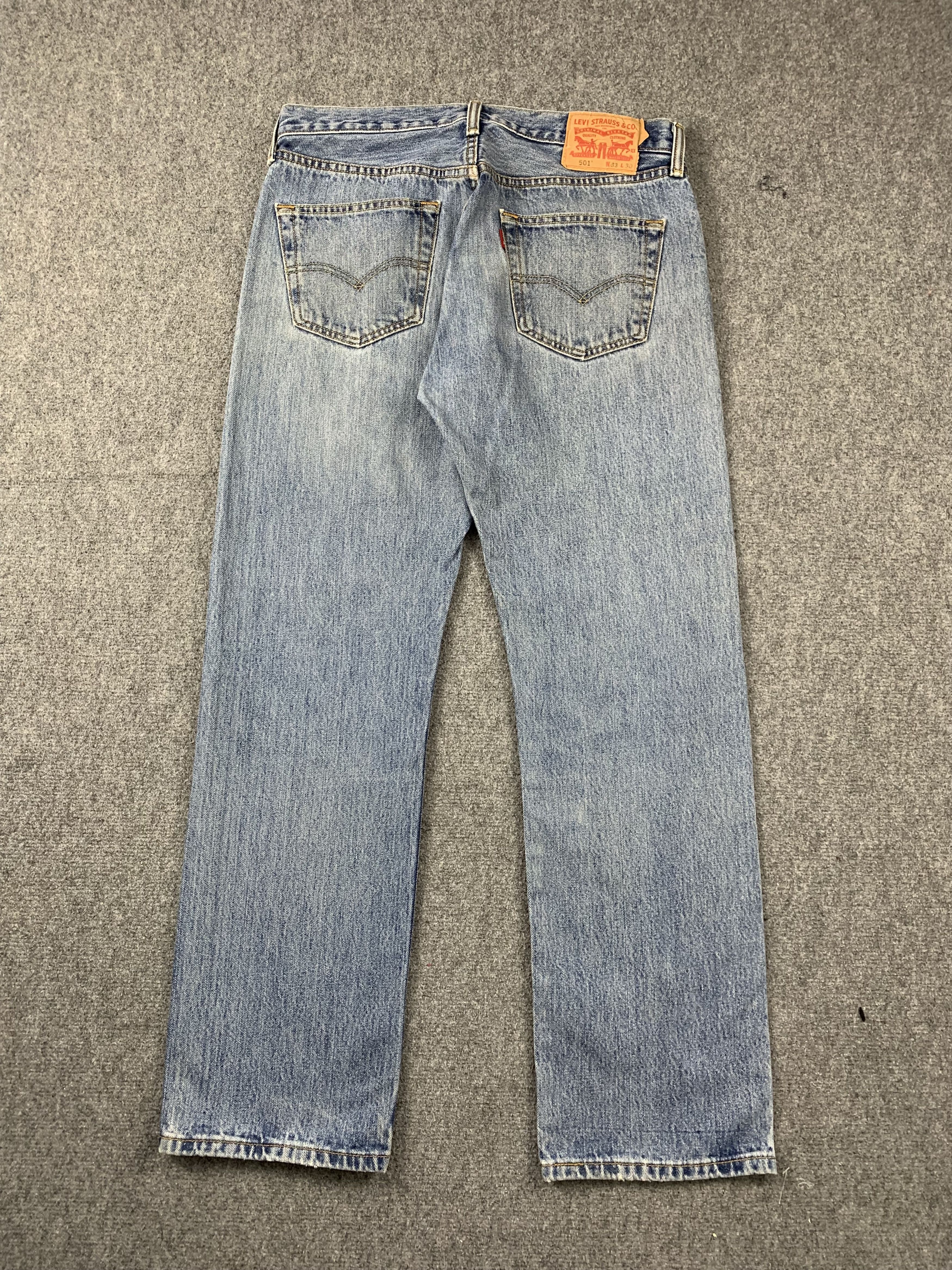 Levi's × Vintage Vintage Levis 501 Faded Blue Jeans Size US 32 / EU 48 - 2 Thumbnail