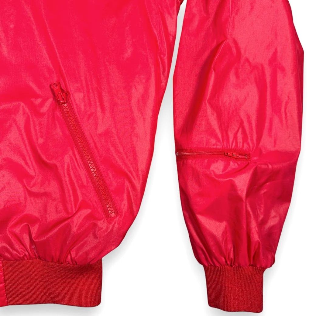 Izod VINTAGE Izod Jacket Windbreaker Nylon 80s Adult Large Red Jersey Mens Size US L / EU 52-54 / 3 - 6 Thumbnail