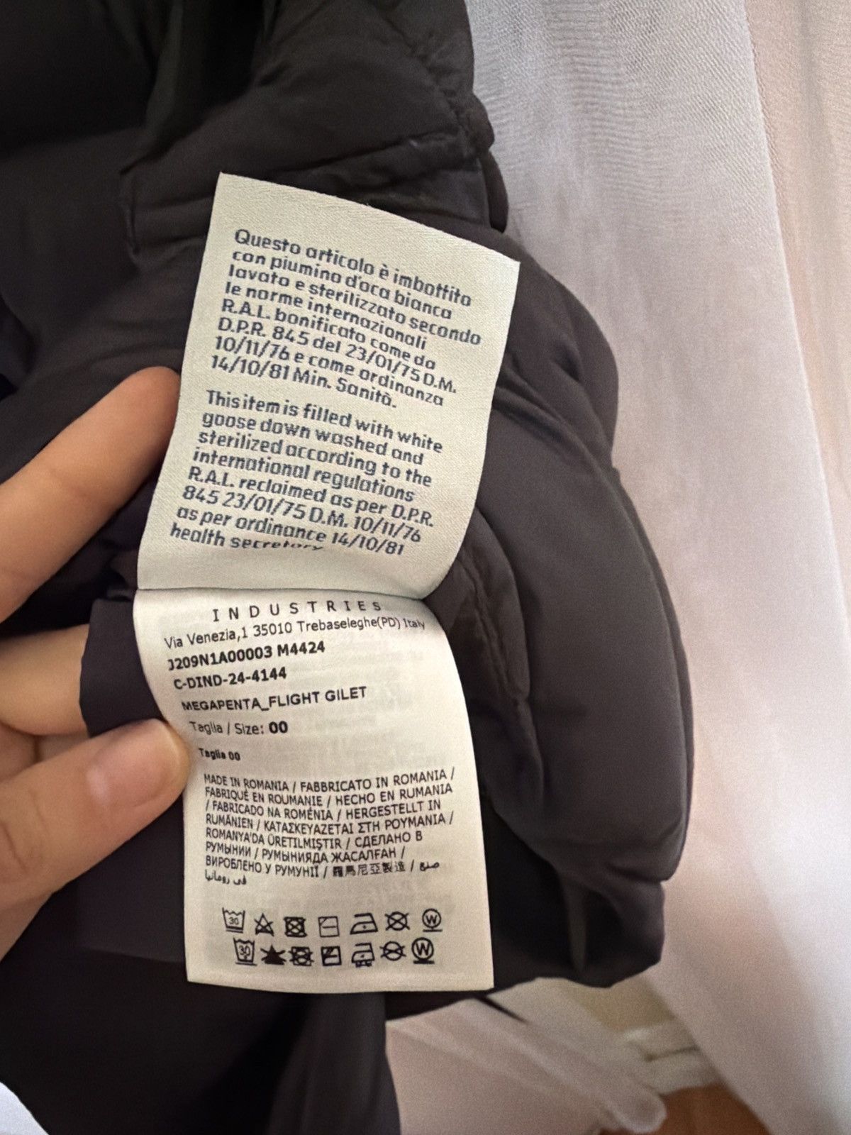 Moncler × Rick Owens Moncler x Rick Owens Megapenta Flight Down Vest — Black / 00 Size XXS / US 00 / IT 34 - 9 Thumbnail