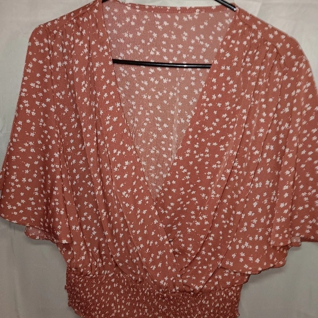 Shein Shein Brown shirt/ little white flowers, womens L, nwot, Size L / US 10 / IT 46 - 1 Thumbnail