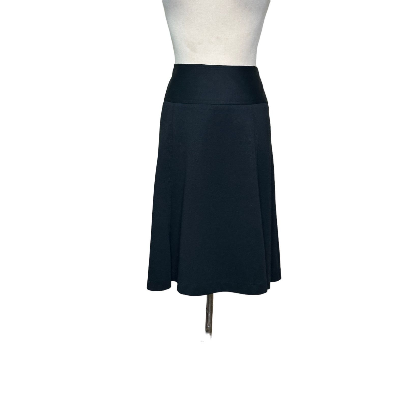 Ann Taylor Ann Taylor black a line mini skirt size 4 Size 27" / US 4 / IT 40 - 9 Thumbnail
