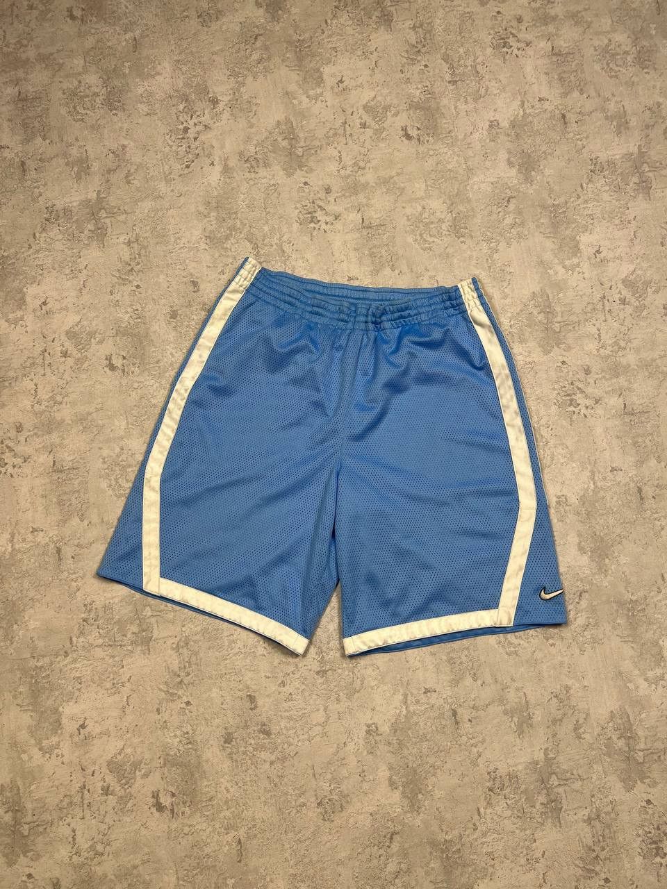 Nike Vintage Nike Shorts Basketball Size US 33 - 2 Thumbnail