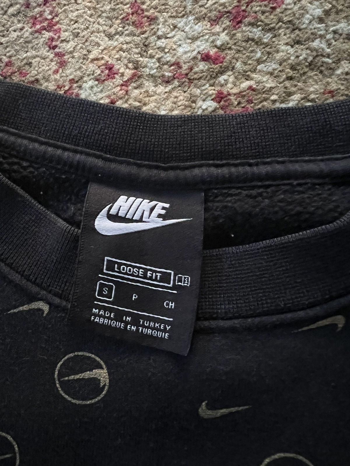 Nike × Vintage 90’s Nike Monogram Swoosh Logo Retro Y2K Crop Sweatshirt Size S / US 4 / IT 40 - 2 Thumbnail
