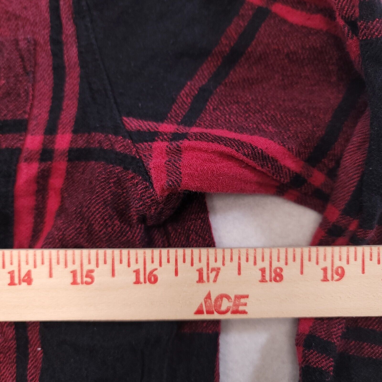 Modern Amusement Modern Amusement Casual Button Hoodie Mens Size S Red Plaid Size US S / EU 44-46 / 1 - 8 Thumbnail