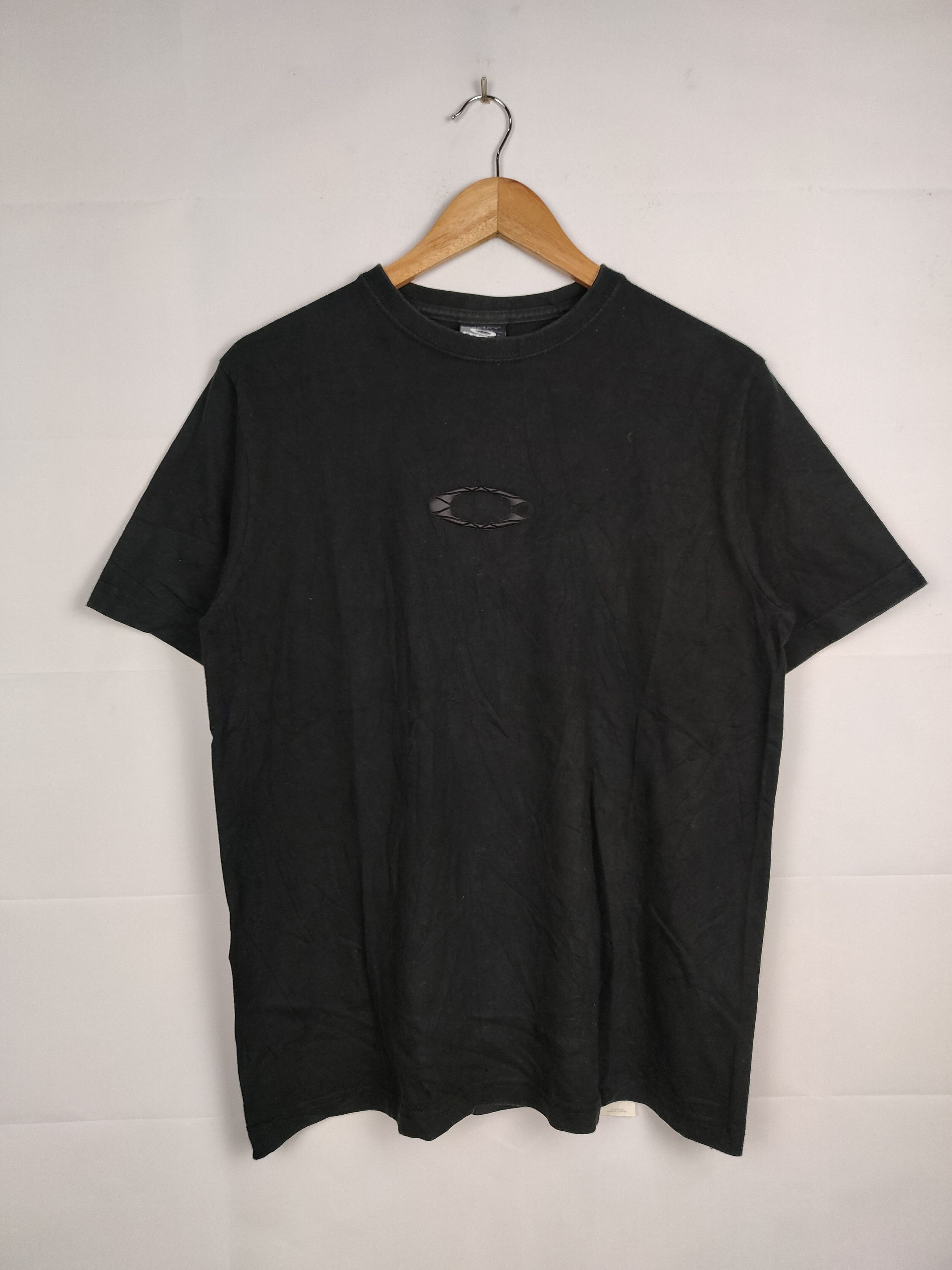 Oakley × Vintage Vintage Oakley Centre Logo Shirt Size US M / EU 48-50 / 2 - 1 Thumbnail