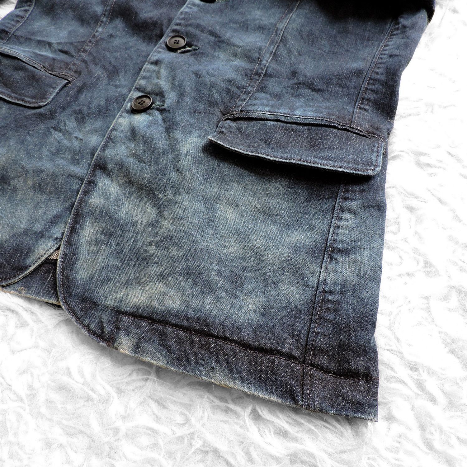 Codes Combine CODES COMBINE JEANS INDIGO WASHED DENIM JACKET Size US M / EU 48-50 / 2 - 10 Thumbnail