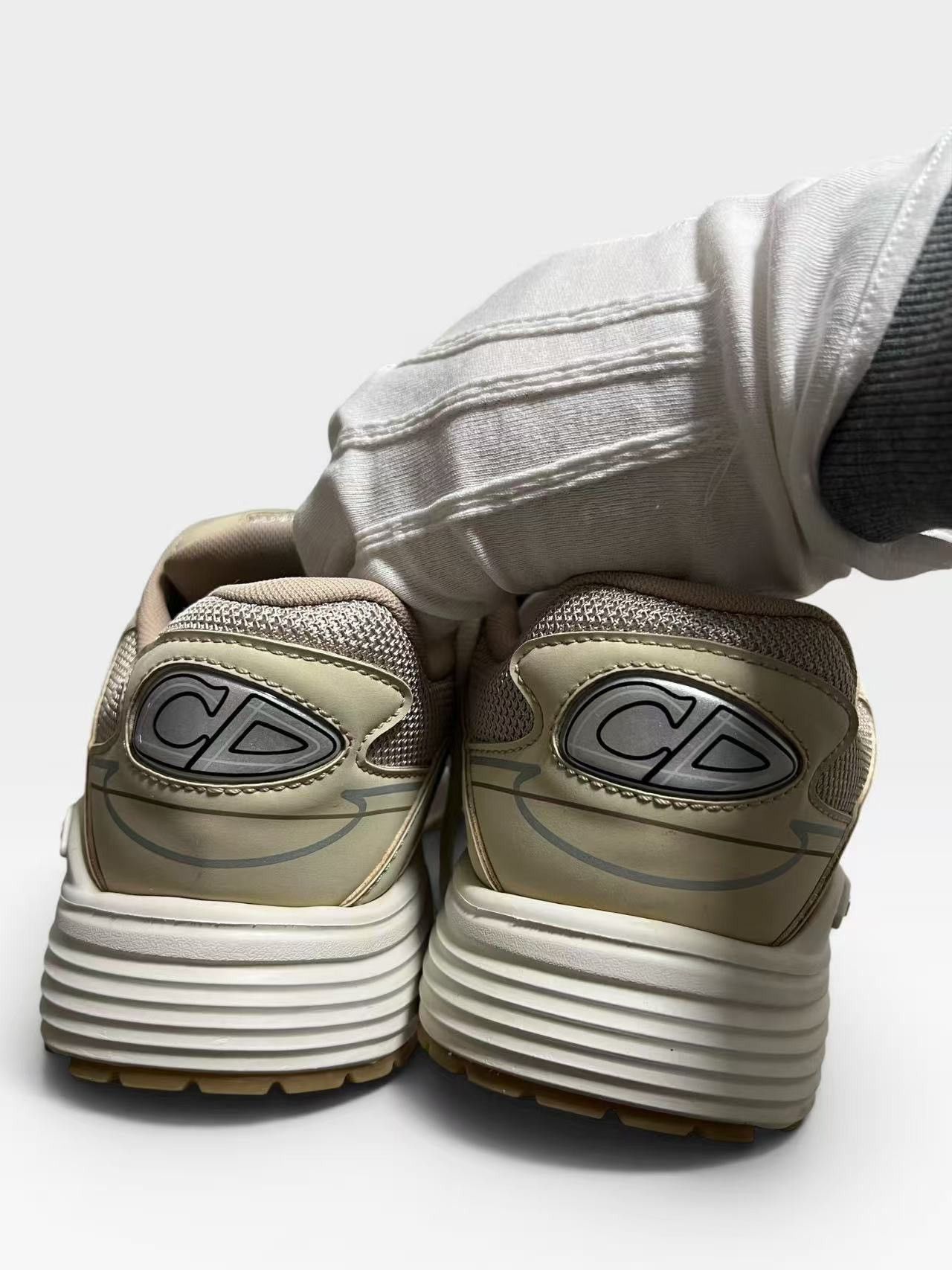 Dior STEAL! Dior B30 sneakers - size 41 Size US 8 / EU 41 - 3 Thumbnail