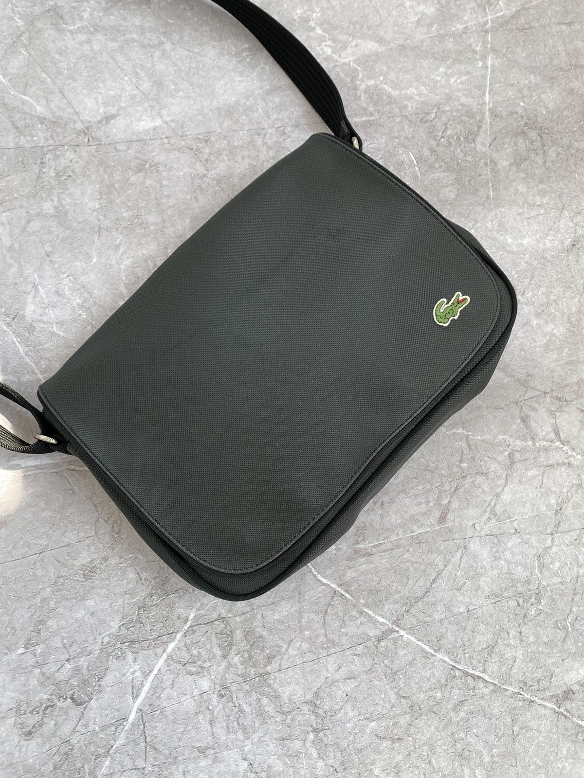 Lacoste Vintage Y2K Lacoste Crossbody Messenger Bag Adjustable Strap Size ONE SIZE - 3 Thumbnail