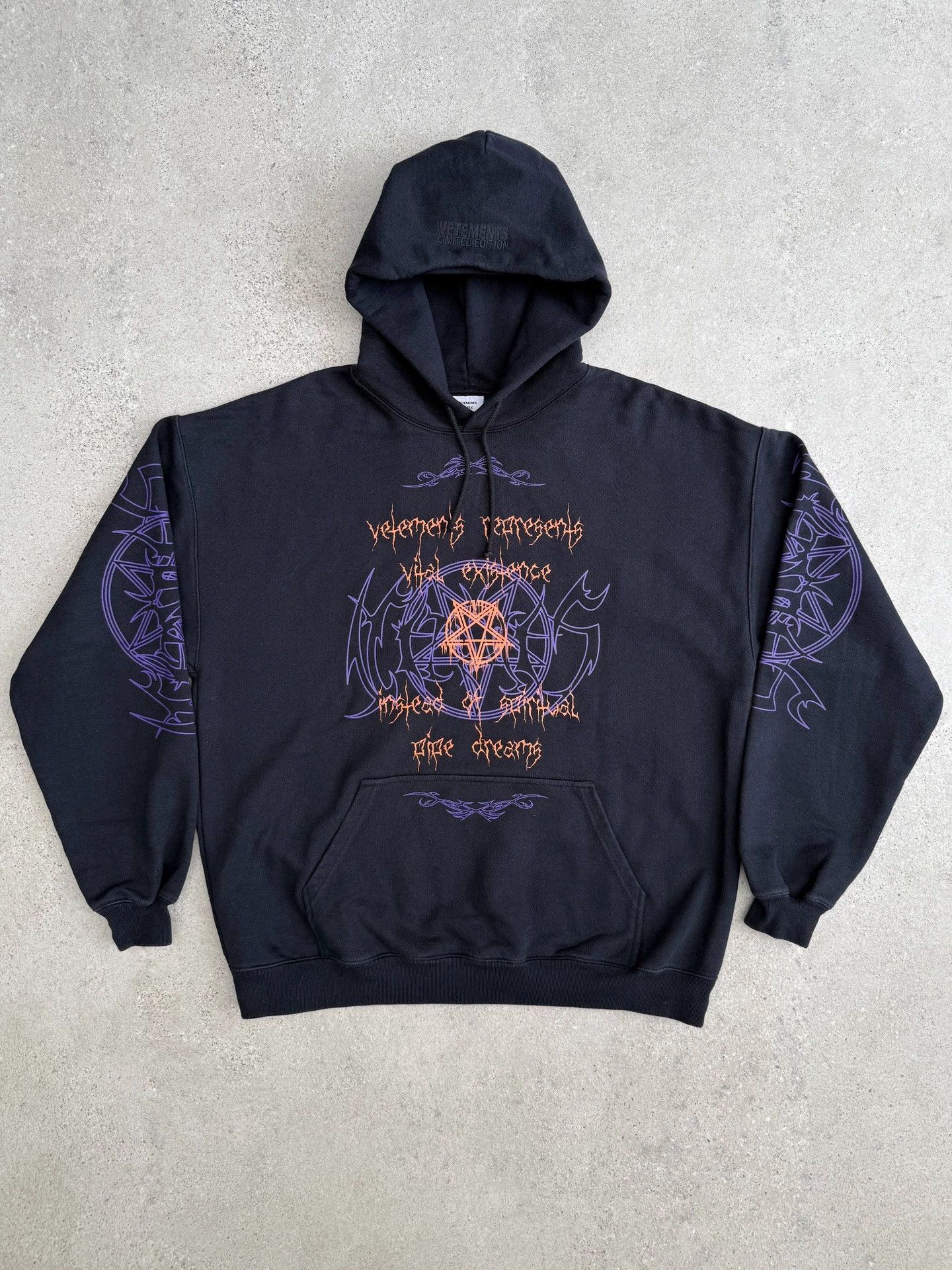 Vetements Vetements vital existence Goth Pentagram Hoodie S Size US S / EU 44-46 / 1 - 1 Thumbnail