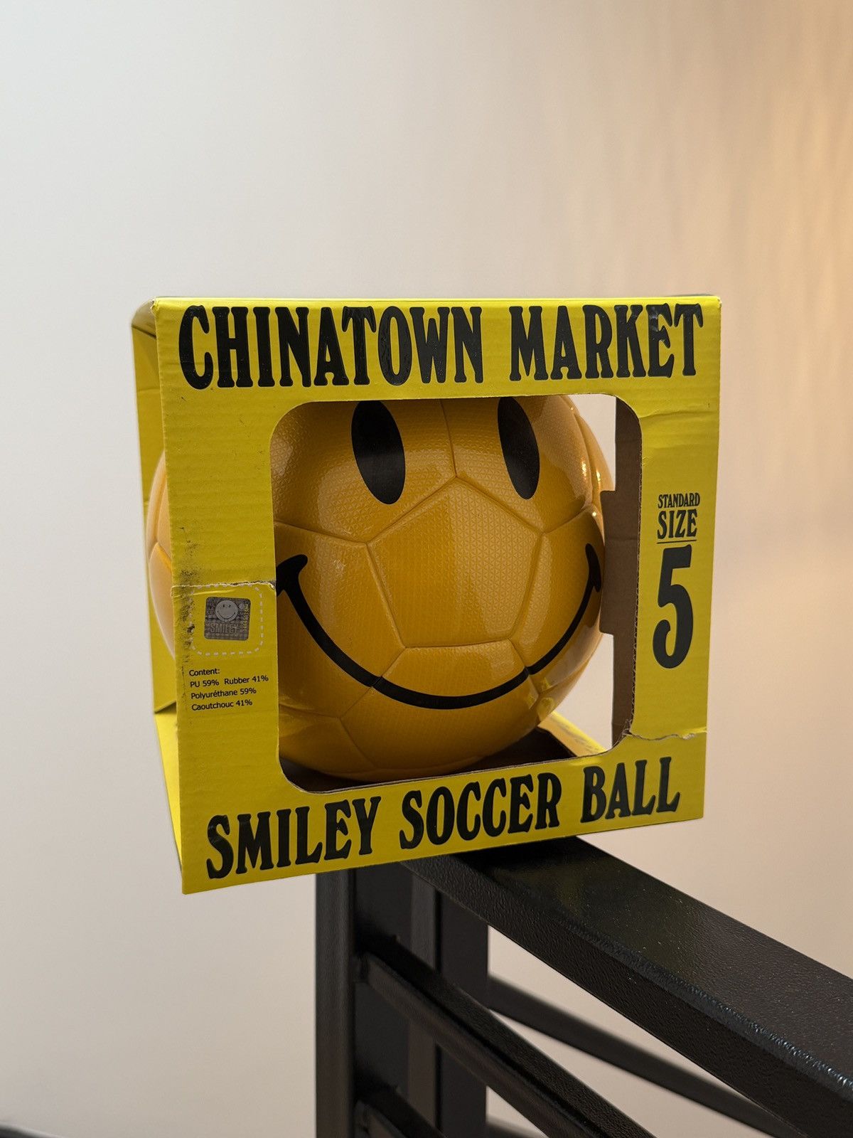 Market MARKET YELLOW SOCCERBALL Size ONE SIZE - 1 Thumbnail