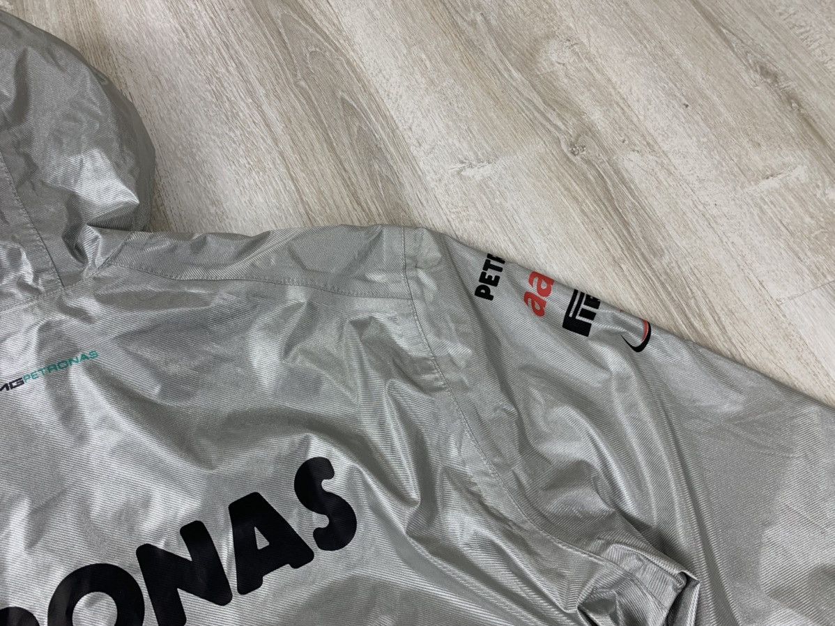 Mercedes-Benz × Puma Mens jacket Puma Mercedes AMG Petronas Size XL Size US XL / EU 56 / 4 - 15 Thumbnail