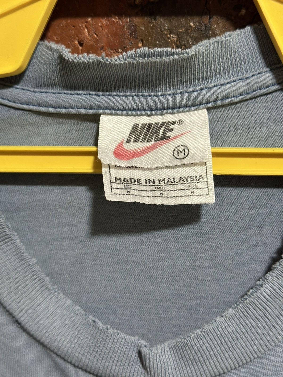 Nike Thrashed Vintage Nike Court Tee Size US L / EU 52-54 / 3 - 5 Thumbnail