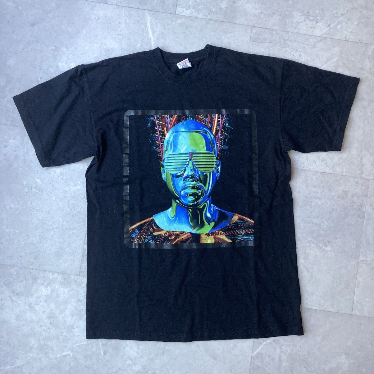 vintage kanye west glow in the dark tour rap tee