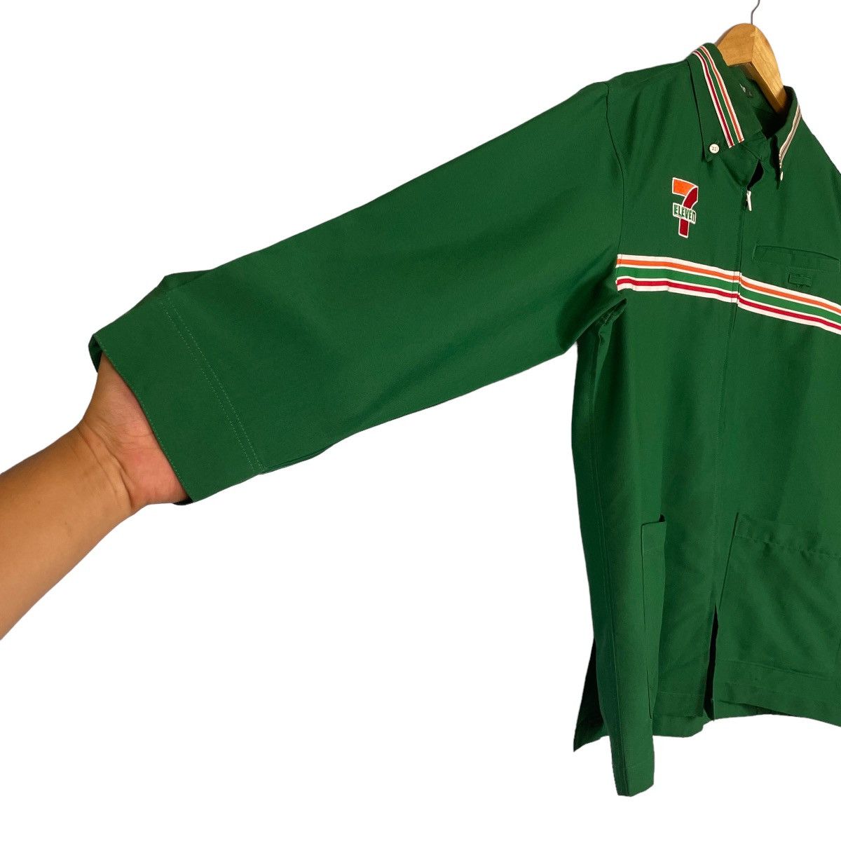 uniform experiment VTG Rare 7 Eleven Long Sleeve Uniform Jacket Size US L / EU 52-54 / 3 - 6 Thumbnail