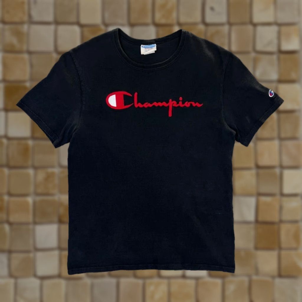 Champion CHAMPION T-Shirt Black 00s Made In Honduras Embroidered Spellout Front Logo Mens Medium Size US M / EU 48-50 / 2 - 1 Thumbnail