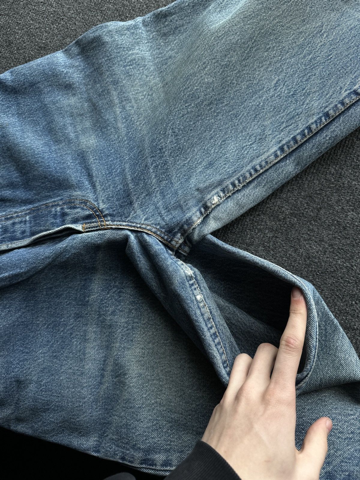Levi's 🚨 VNTG LEVI’S 901 BLUE DENUM MADE IN USA Size US 34 / EU 50 - 15 Thumbnail