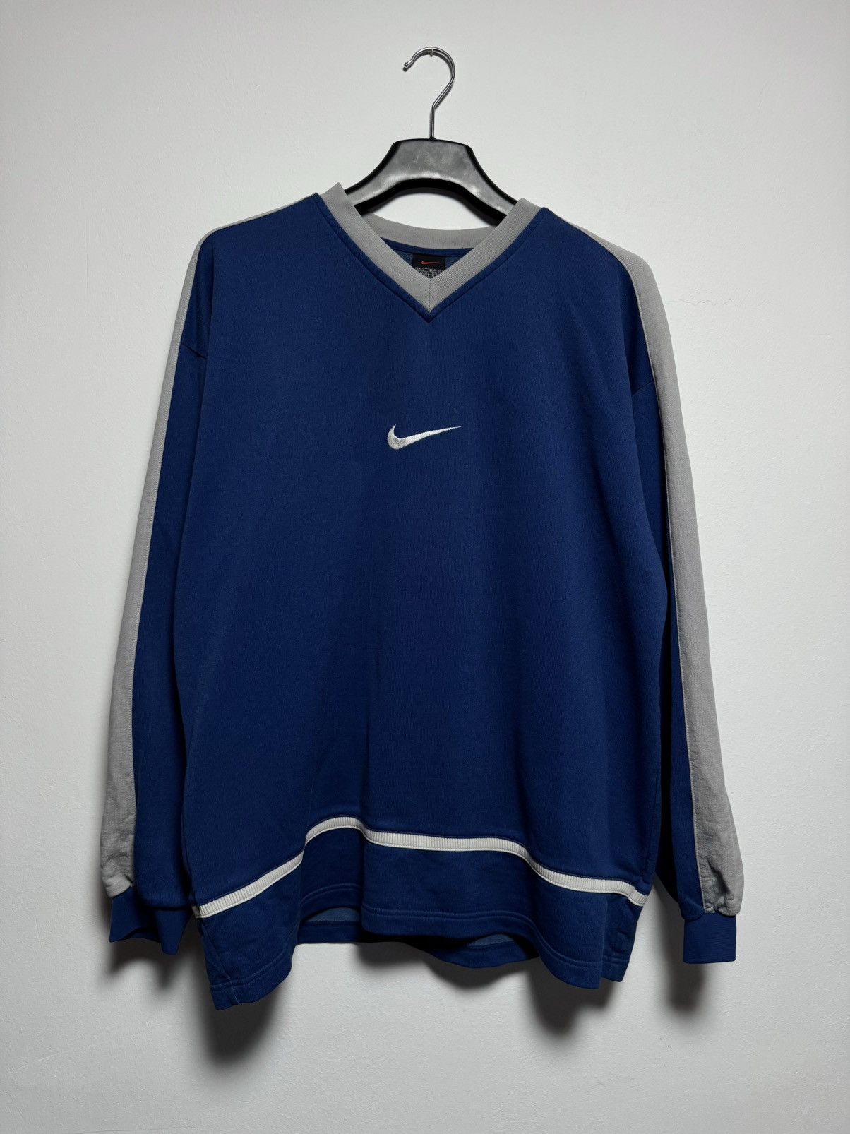 Nike Vintage Nike Center Swoosh Pullover 90s Sweatshirt Y2K Size US L / EU 52-54 / 3 - 1 Thumbnail