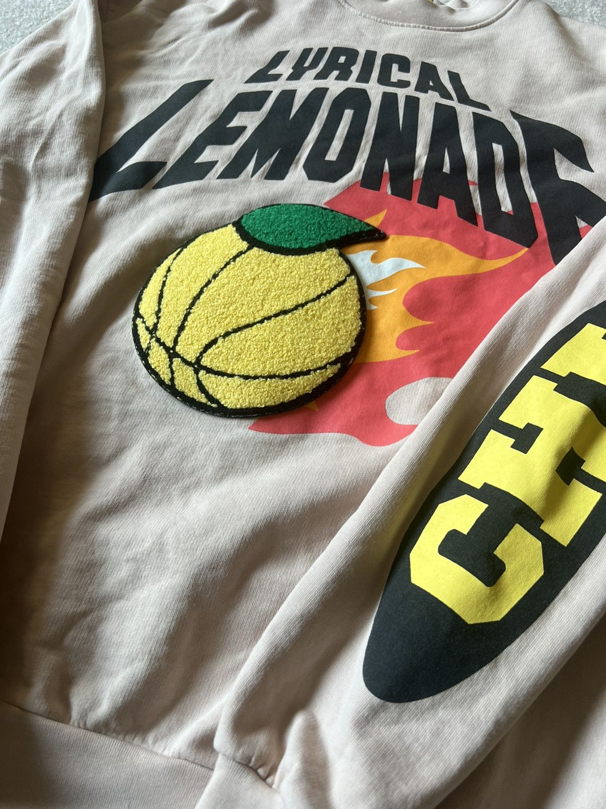 Lyrical Lemonade Lyrical Lemonade Crewneck Light Pink Beige Pullover Size US S / EU 44-46 / 1 - 2 Thumbnail