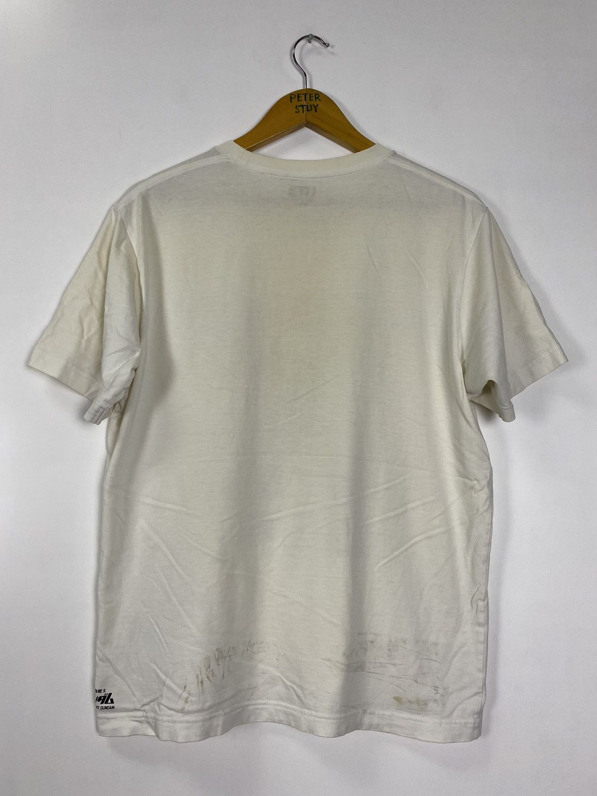 Uniqlo Gundam Uniqlo tee Size US L / EU 52-54 / 3 - 9 Thumbnail