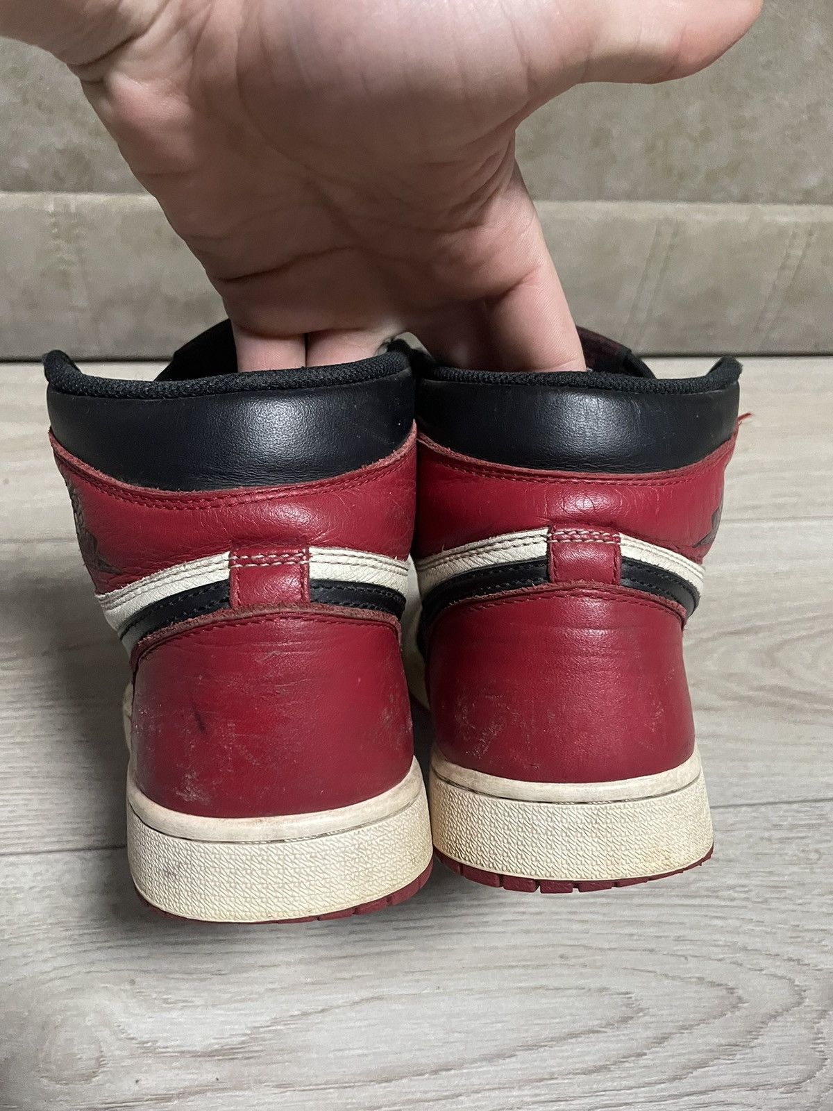 Jordan Brand × Nike Nike Air Jordan 1 Retro OG High “Bred Toe” Size US 9 / EU 42 - 4 Thumbnail