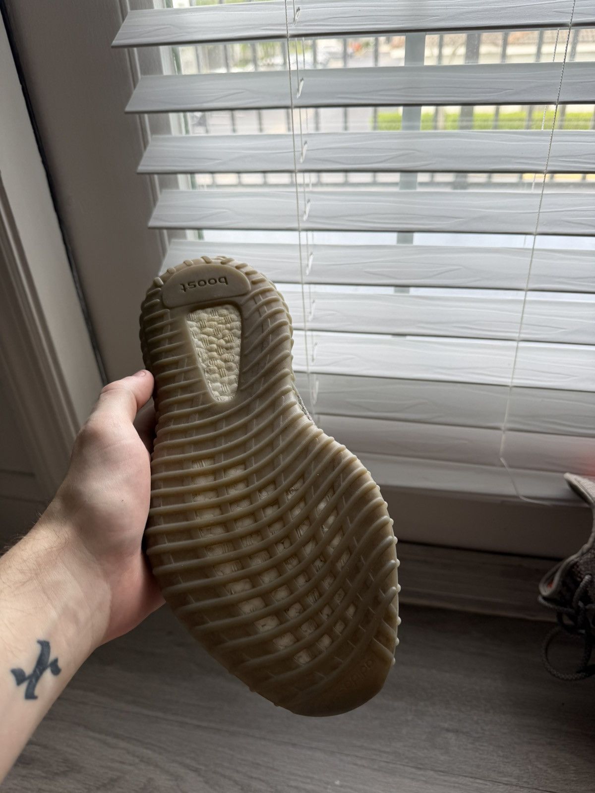 Yeezy Yeezy 350 Beluga Size US 8 / EU 41 - 4 Thumbnail
