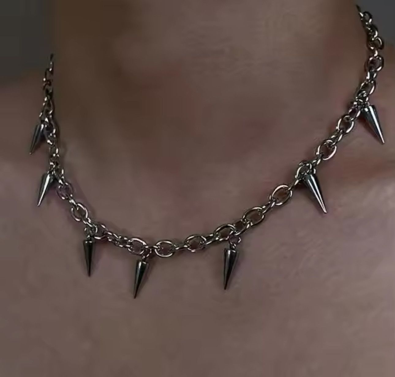 Jewelry Metal Rivet Pointed Choker Necklace Size ONE SIZE - 1 Thumbnail