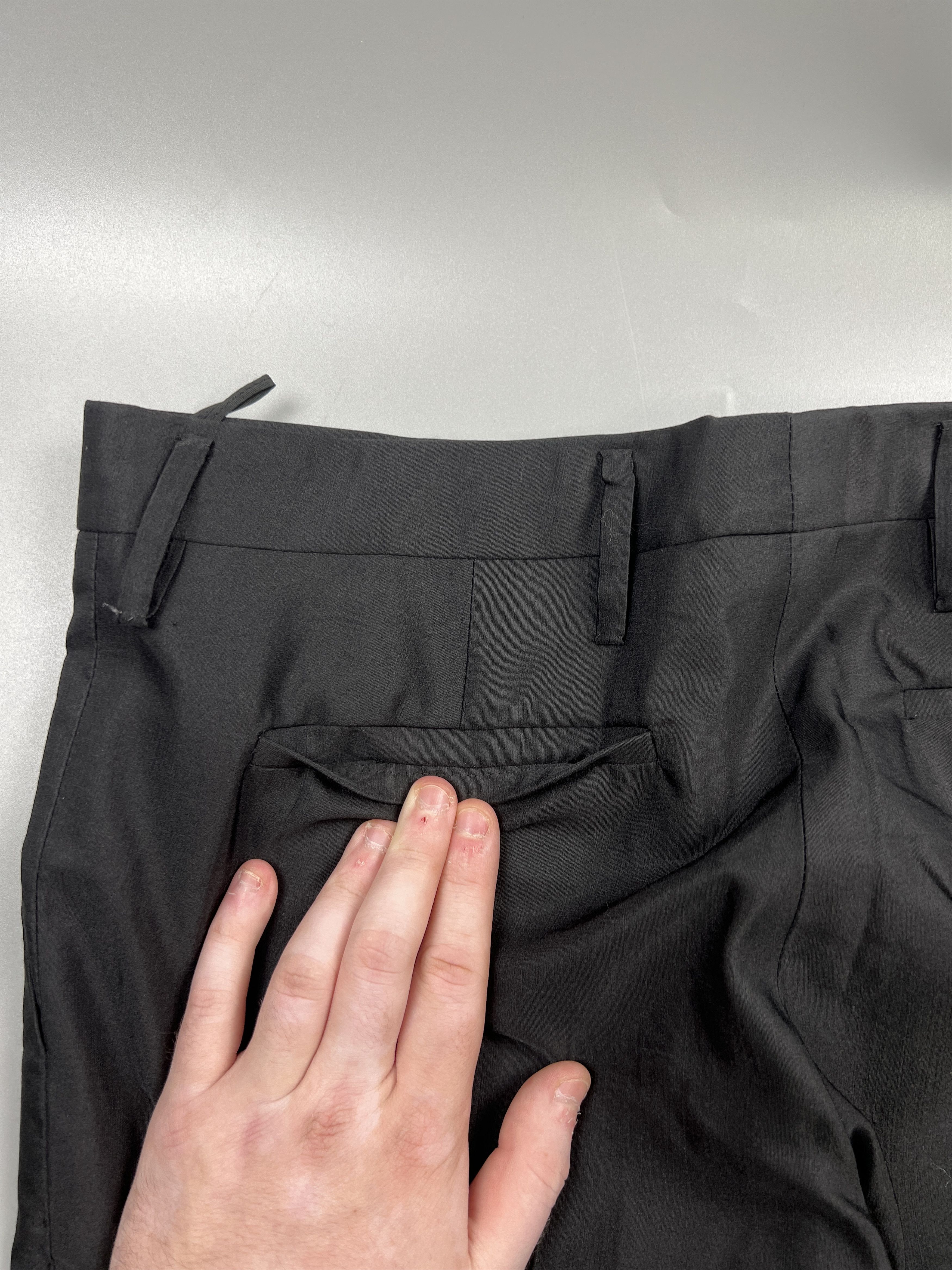 Prada Prada Wool Silk Capri Pants (Y0853) Size 28" / US 6 / IT 42 - 10 Thumbnail