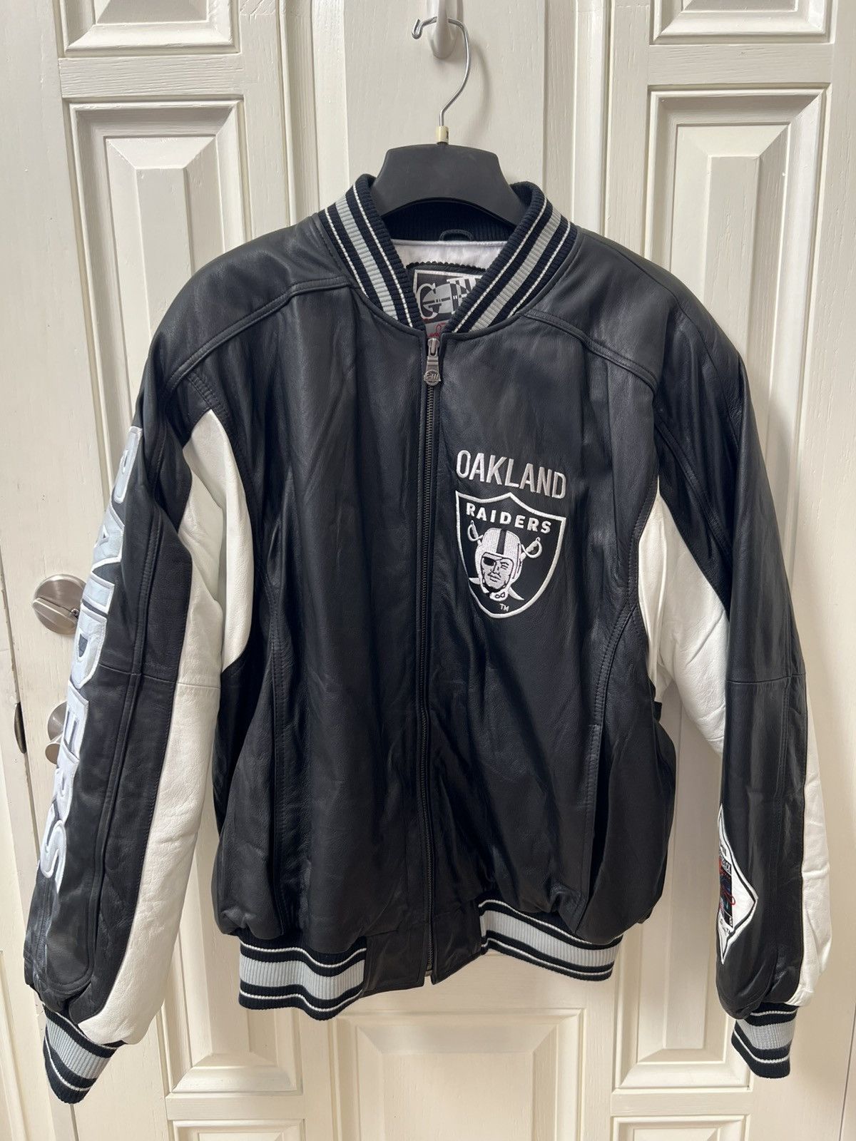 Vintage Vintage NFL Oakland Raiders Leather Jacket - Carl Banks Size US XL / EU 56 / 4 - 1 Thumbnail