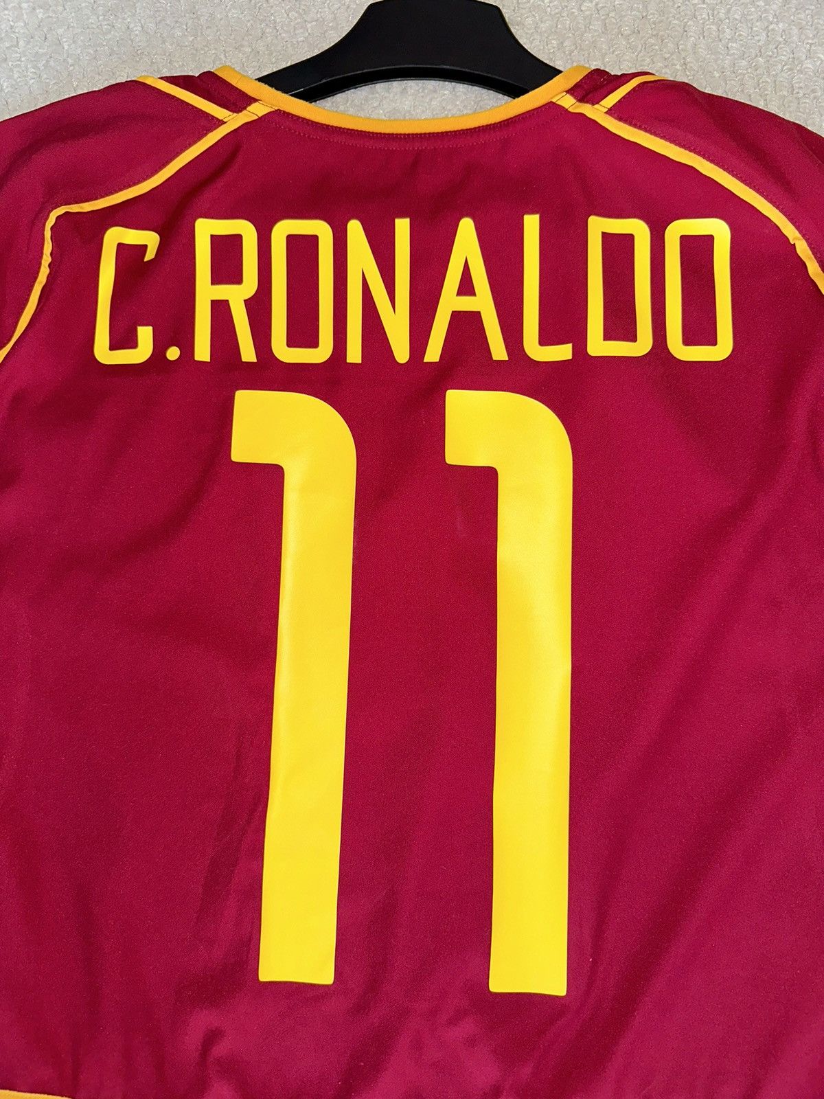 Nike Portugal 2003 Home Player Issue Ronaldo Debut Size US M / EU 48-50 / 2 - 12 Thumbnail