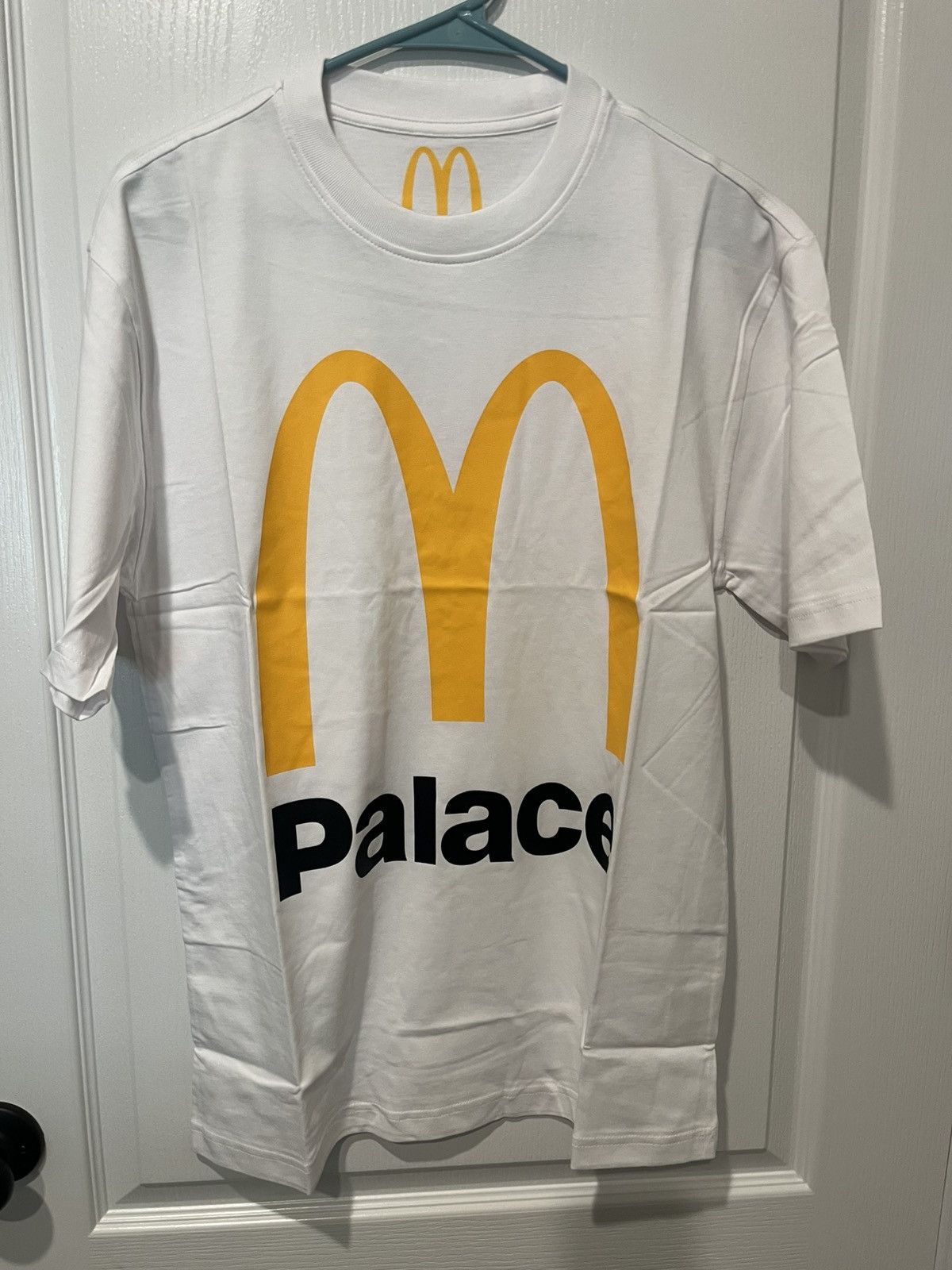 Palace McDonald’s x Palace Collab Tee – Brand New – Size M Size US M / EU 48-50 / 2 - 1 Thumbnail