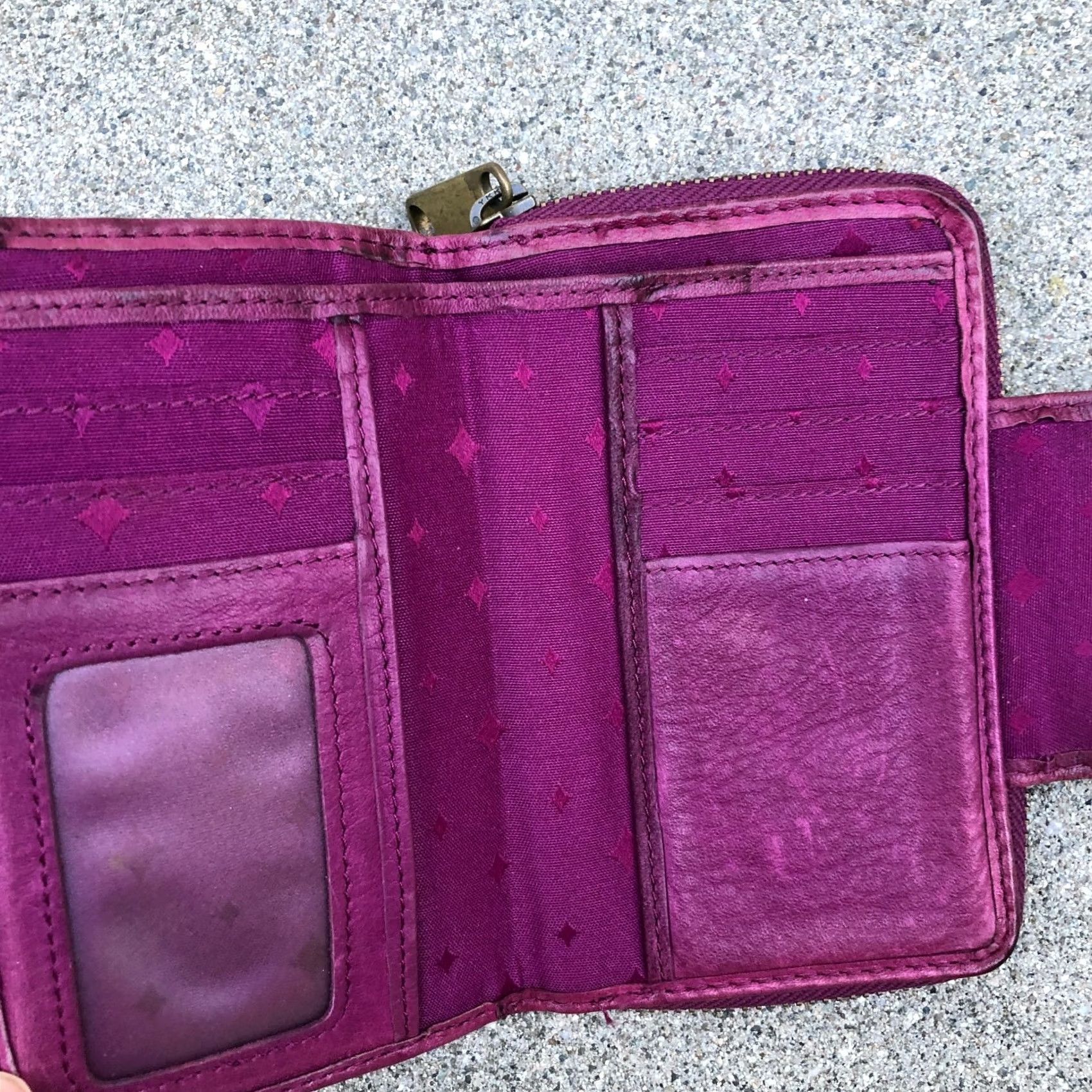 Fossil Vintage Fossil Explorer Leather Wallet Bifold Purple 6" x 4" Womens One Size Leather Purple Credit Card Wallet Size ONE SIZE - 6 Thumbnail