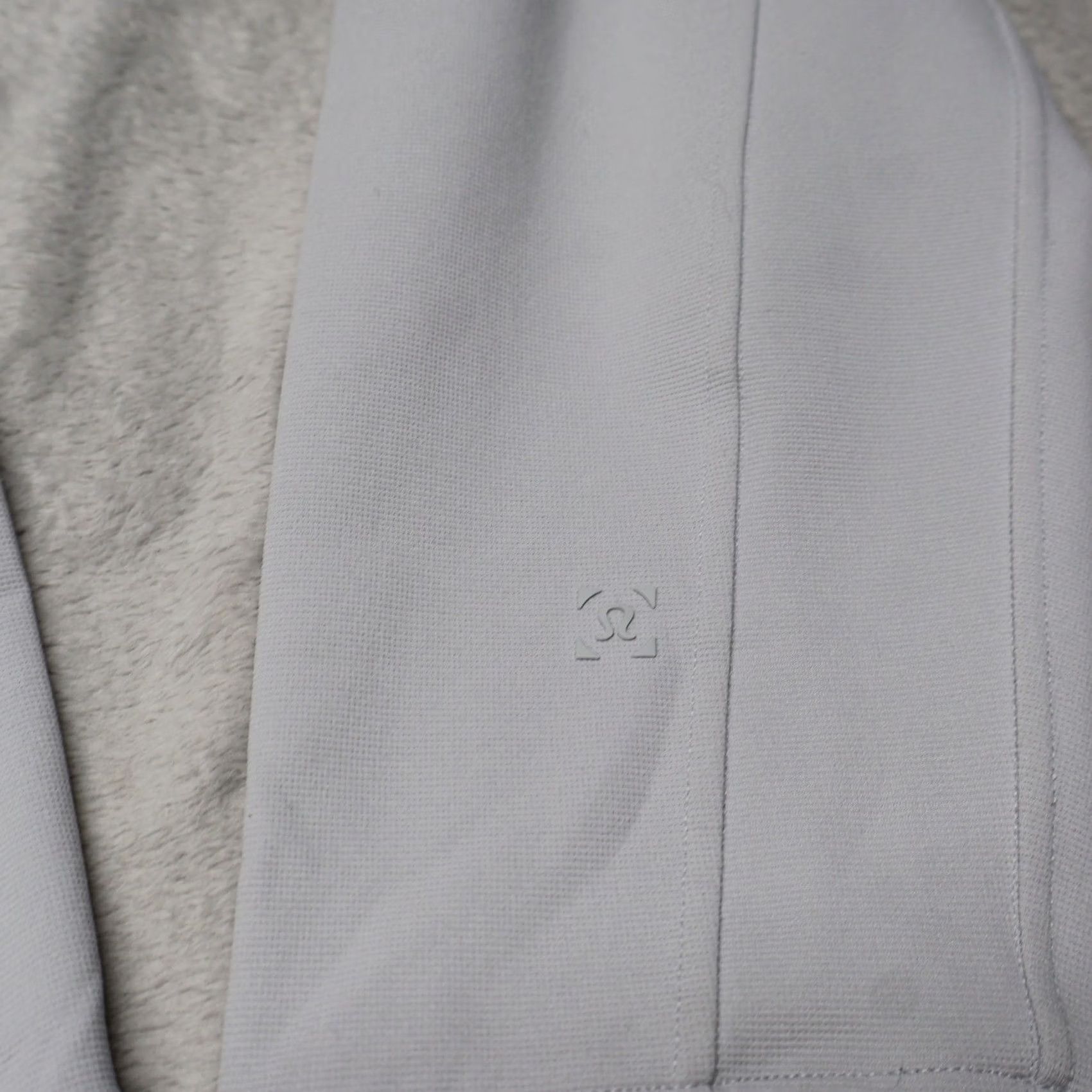 Lululemon Lululemon Jacket Men Large White Full Zip Stretch Performance Track LOGO Size US L / EU 52-54 / 3 - 4 Thumbnail