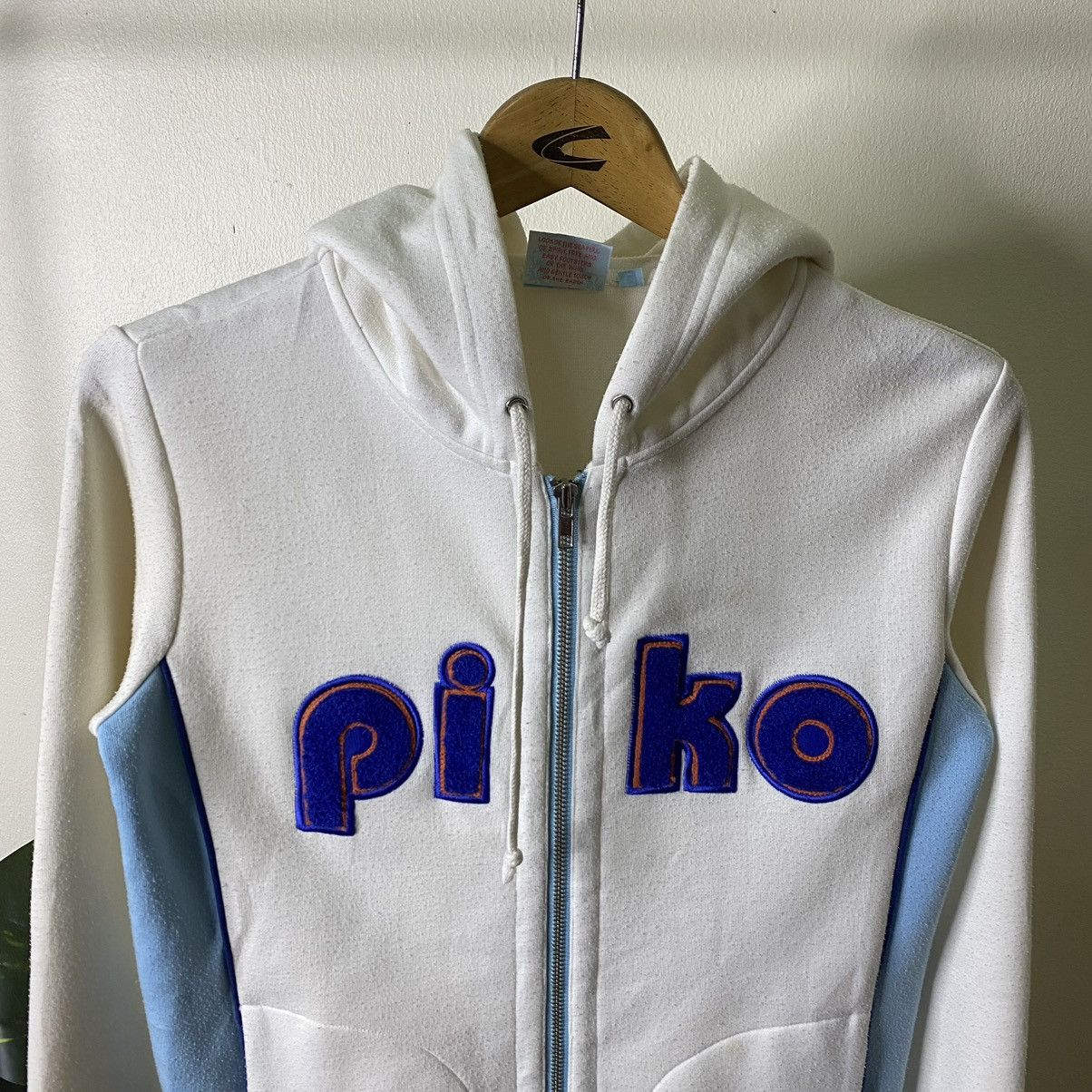 Streetwear × Surf Style × Vintage Vintage 2000s Piko Surf 