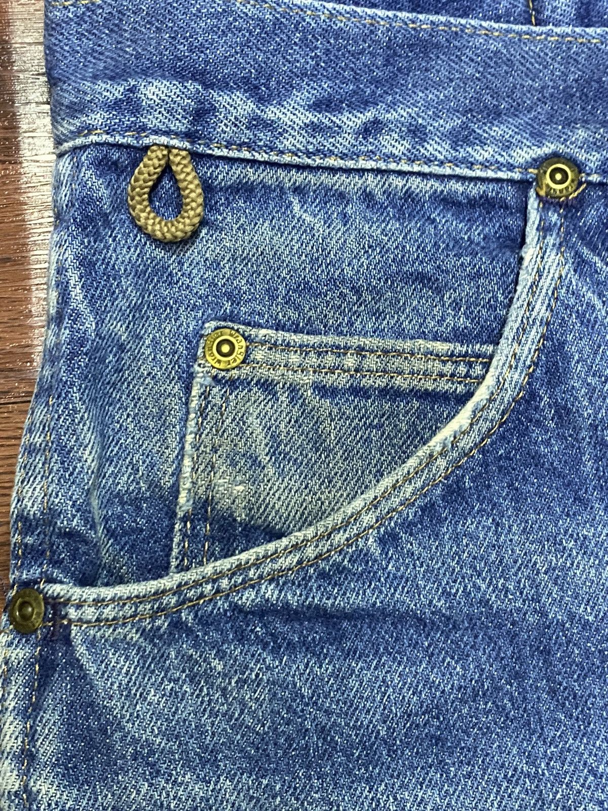 Vintage Vintage Wrangler Rugged USA Blue Wash Ditressed Loose Jeans Size US 32 / EU 48 - 7 Thumbnail