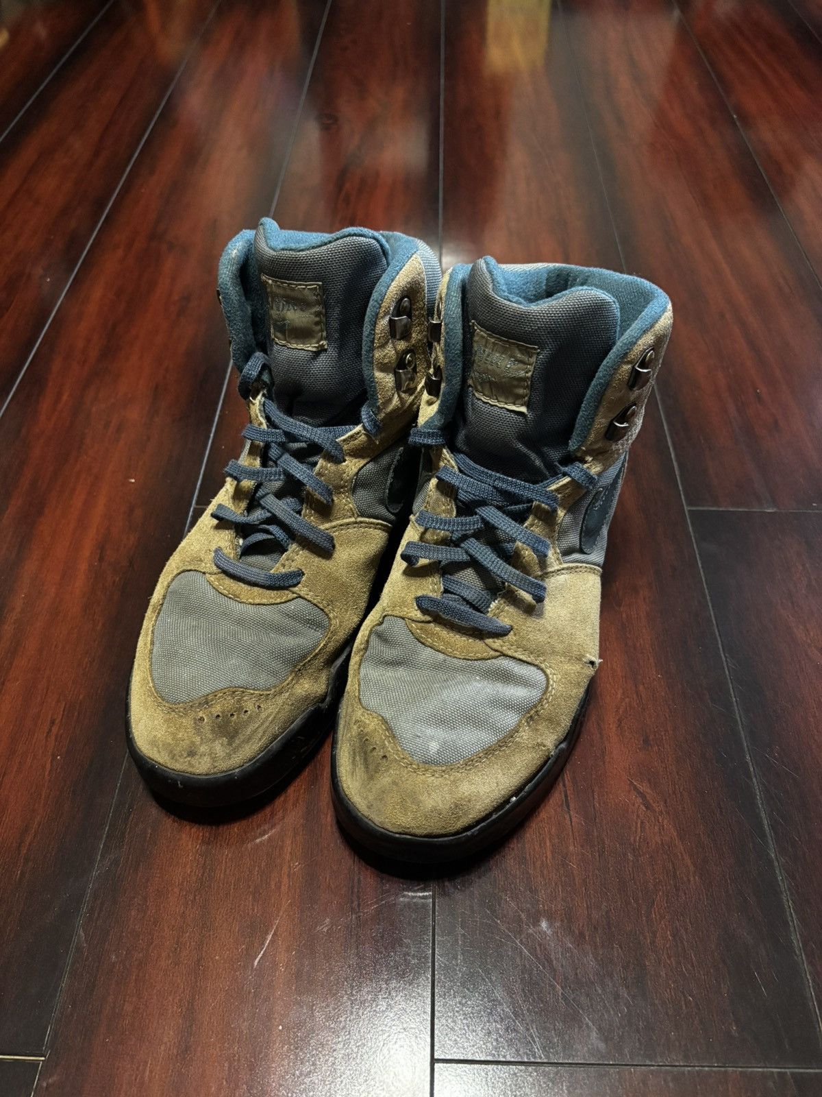 Nike Vintage 90s Nike ACG Hiking Boot Size US 8.5 / EU 41-42 - 1 Thumbnail