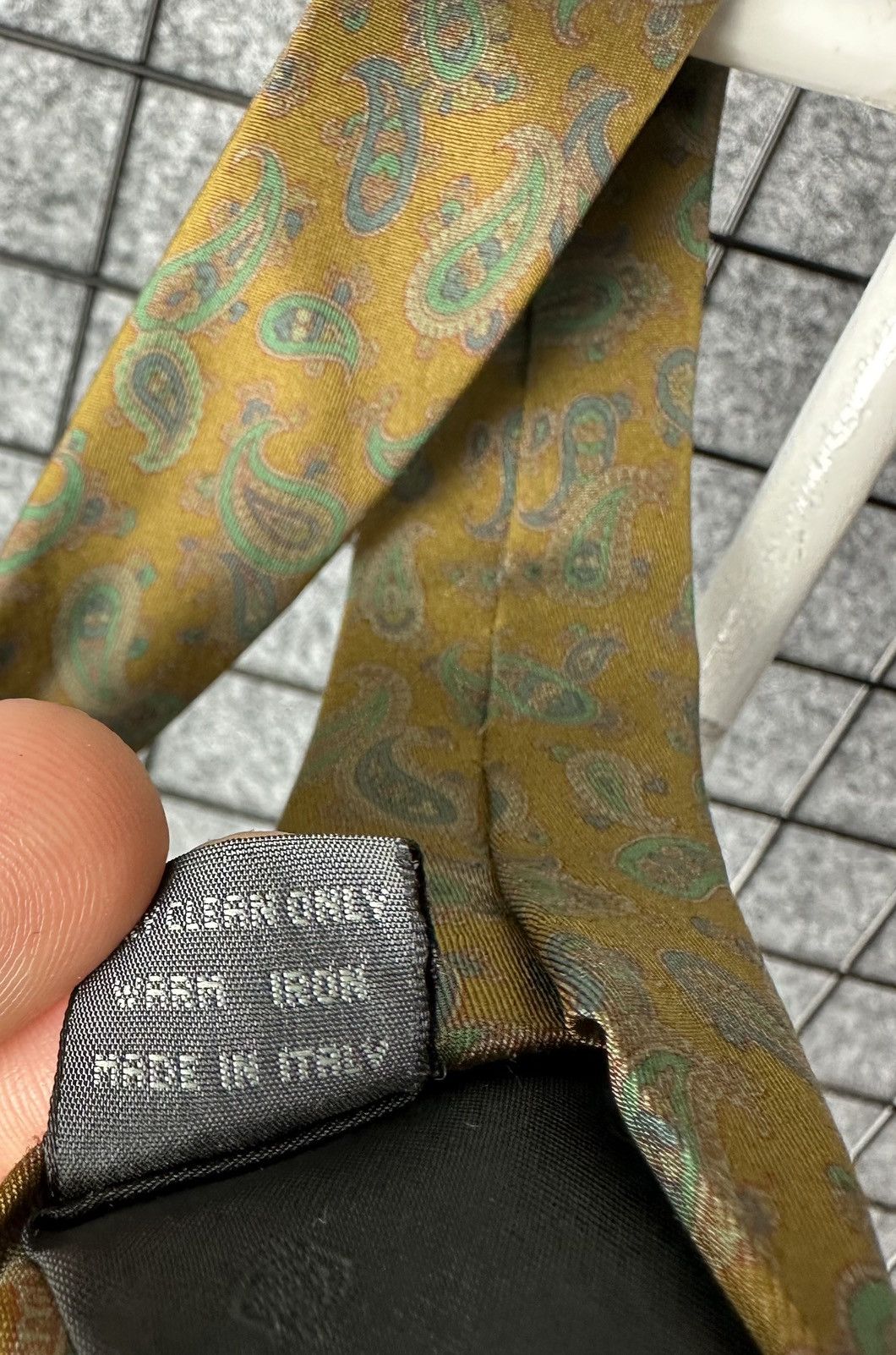 Ermenegildo Zegna Ermenegildo Zegna Vintage Paisley Pattern Silk Tie Size OS Size ONE SIZE - 5 Thumbnail