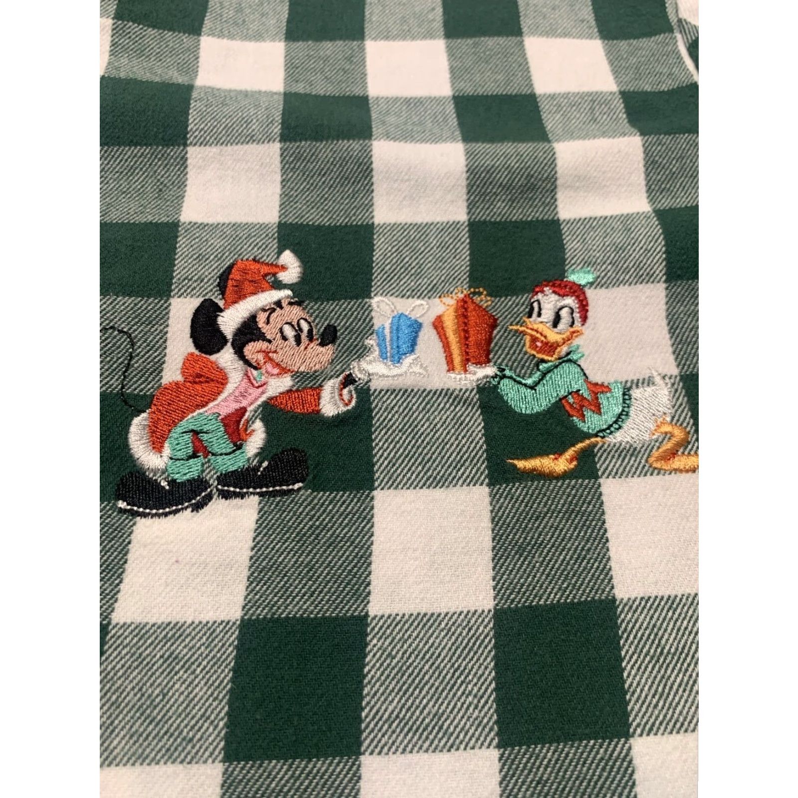 Disney Disney Mens XL Green Plaid Flannel Christmas Pajama Top Mickey Mouse Donald Duck Cartoon Character Size US XL / EU 56 / 4 - 4 Thumbnail