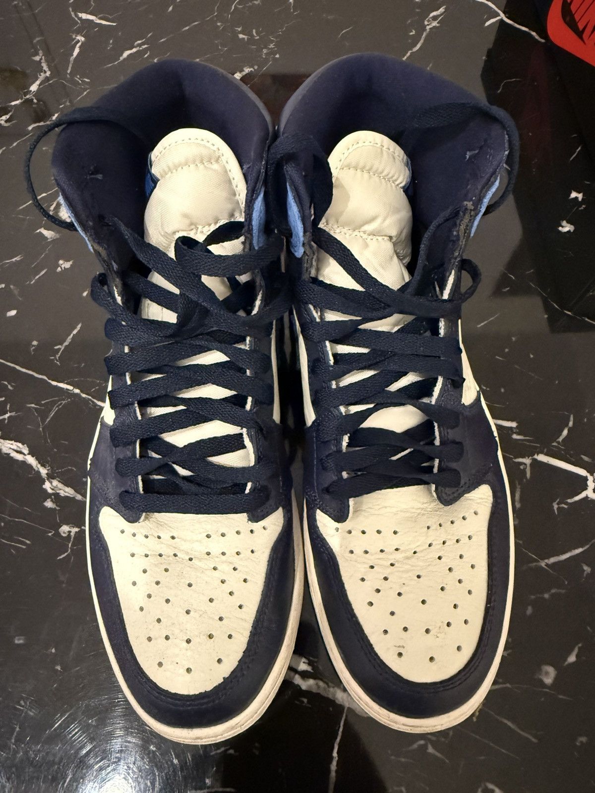 Nike Air Jordan 1 Retro High OG 'Obsidian' (2019) Size US 9.5 / EU 42-43 - 4 Thumbnail